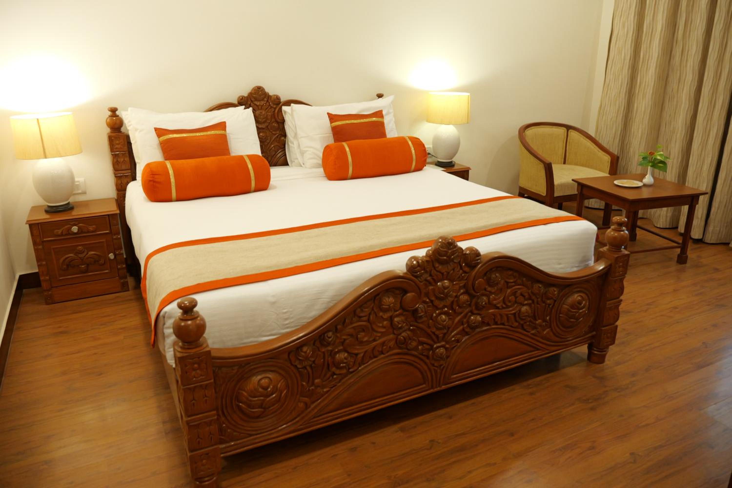 Deluxe Suite - Photo 5