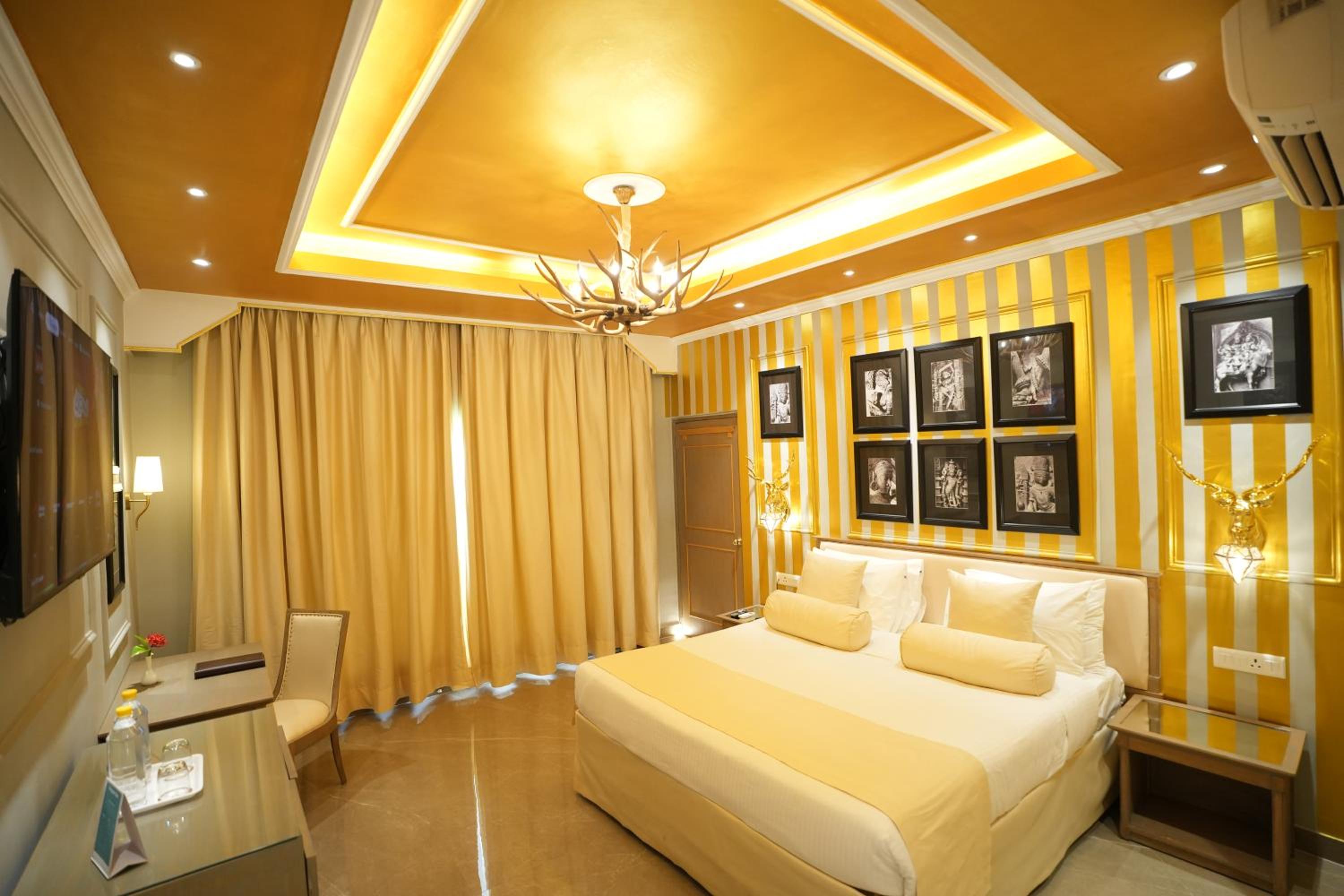 Suite with Garden View - Photo 2