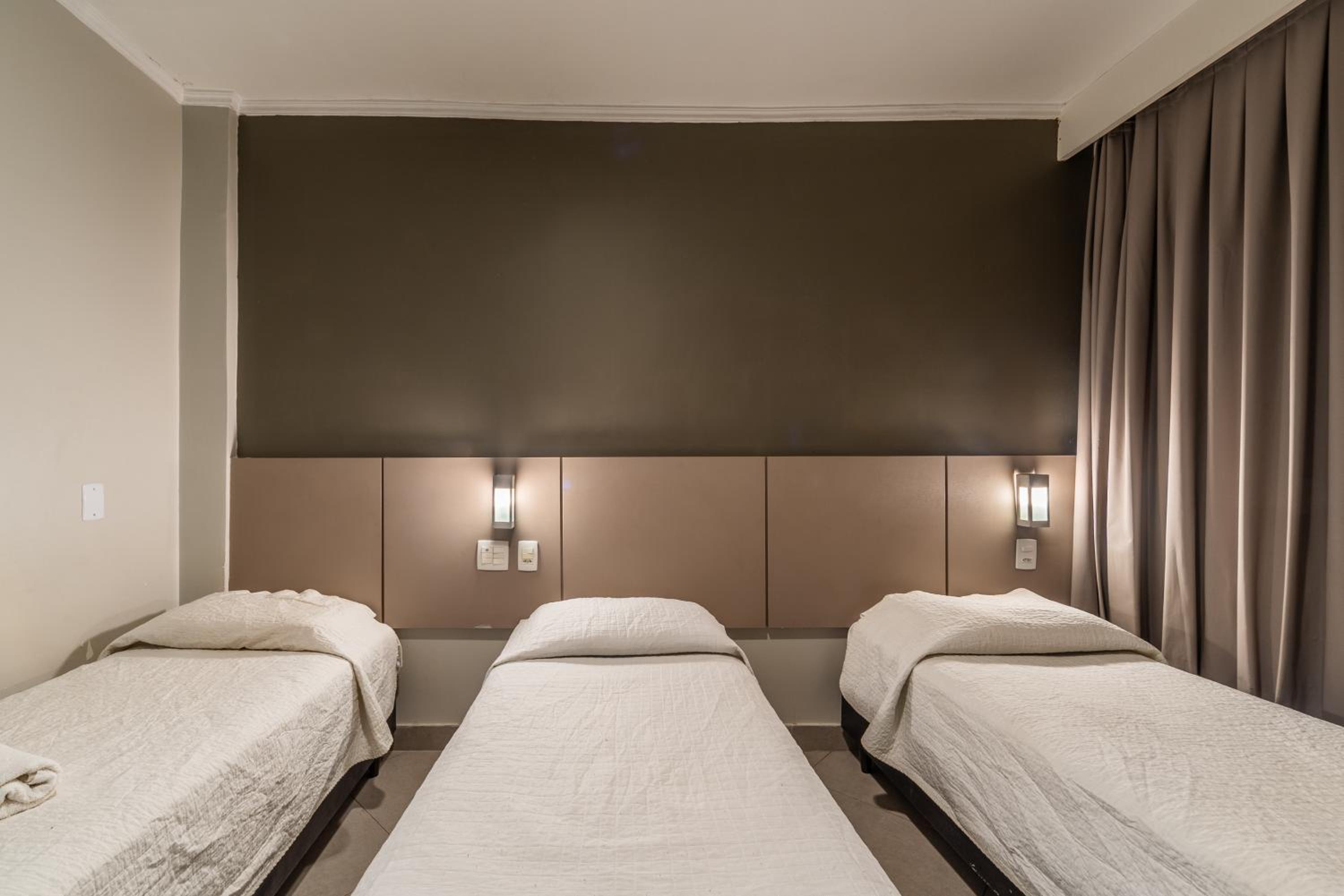 Executive Triple Room photo 3