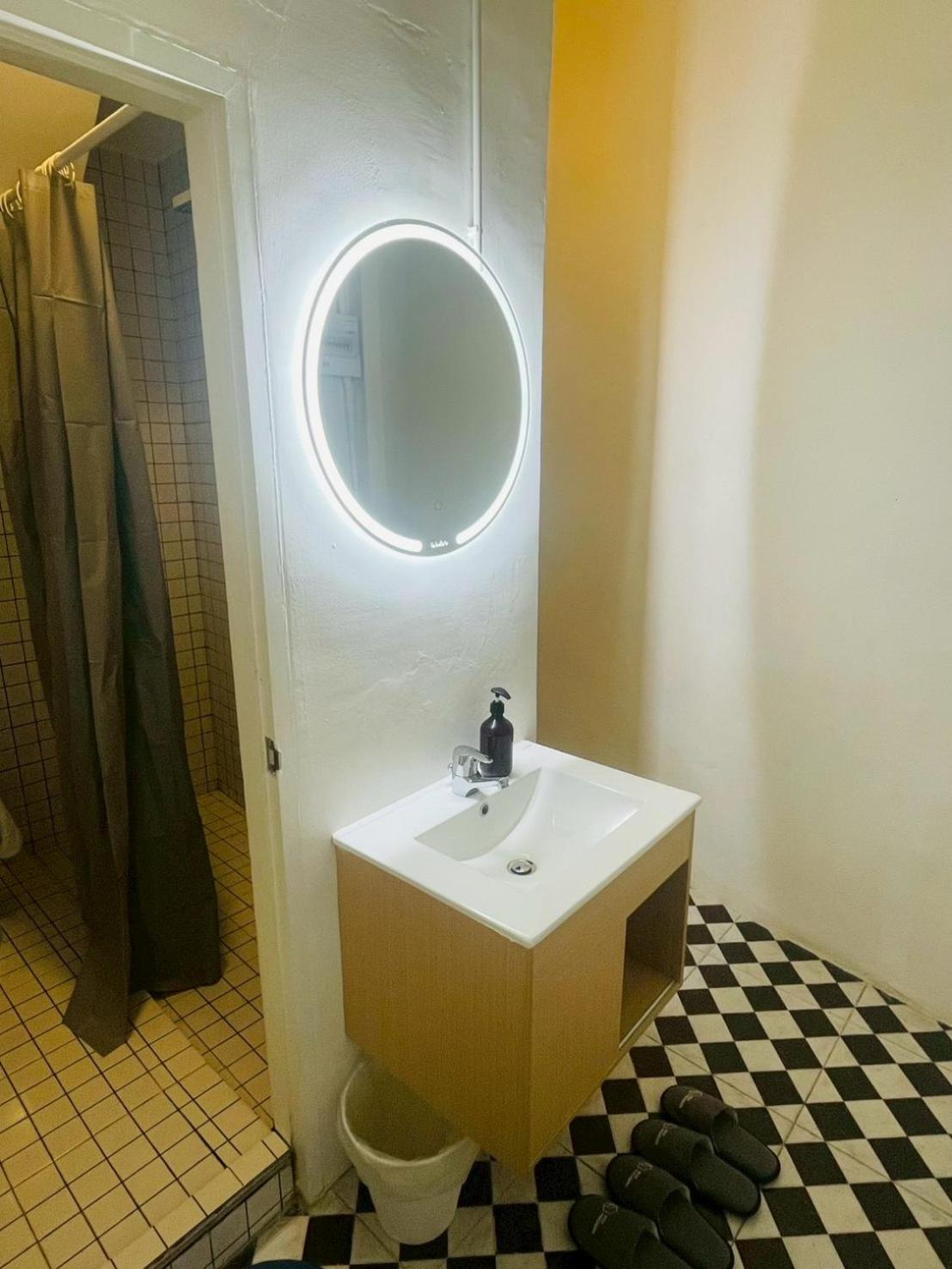 Double Room with Private External Bathroom photo 3