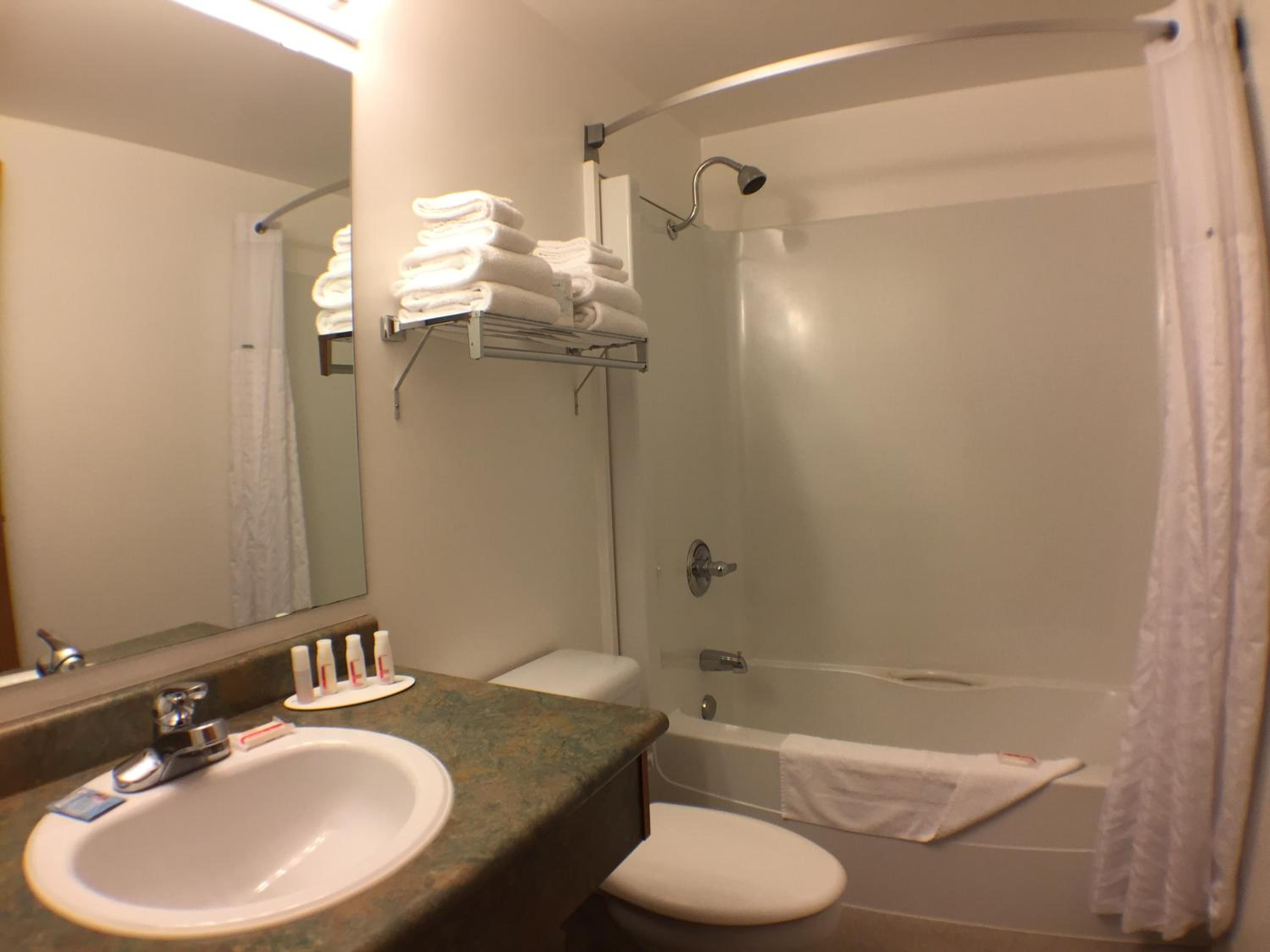 King Room - Non-Smoking - Photo 4