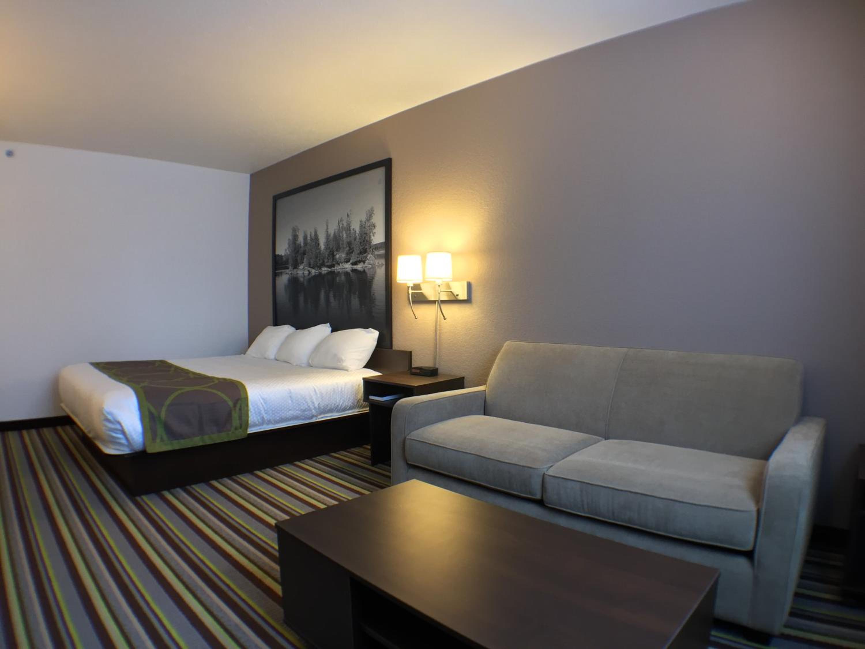 King Room - Non-Smoking - Photo 3