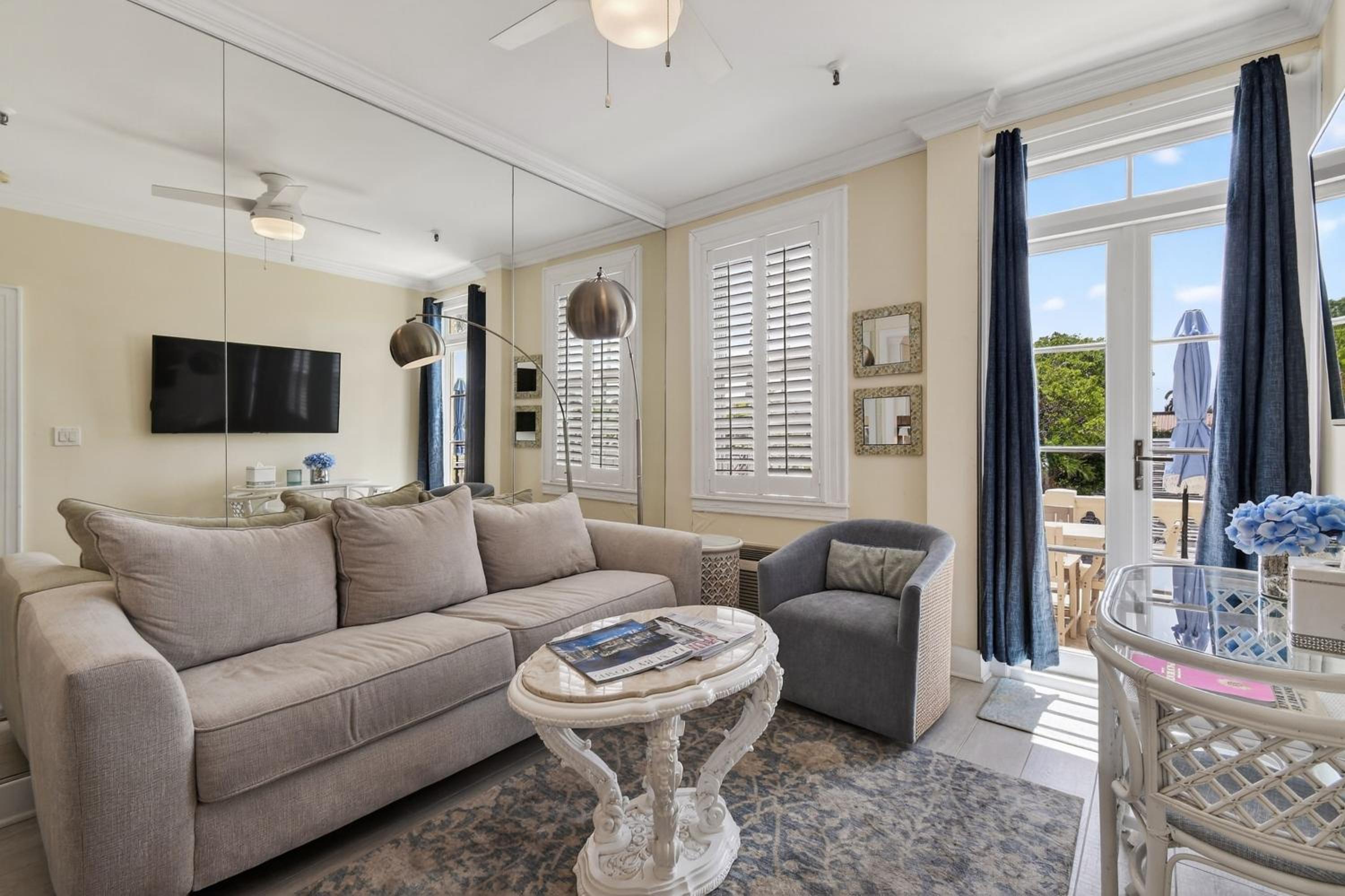 Apartment with Terrace