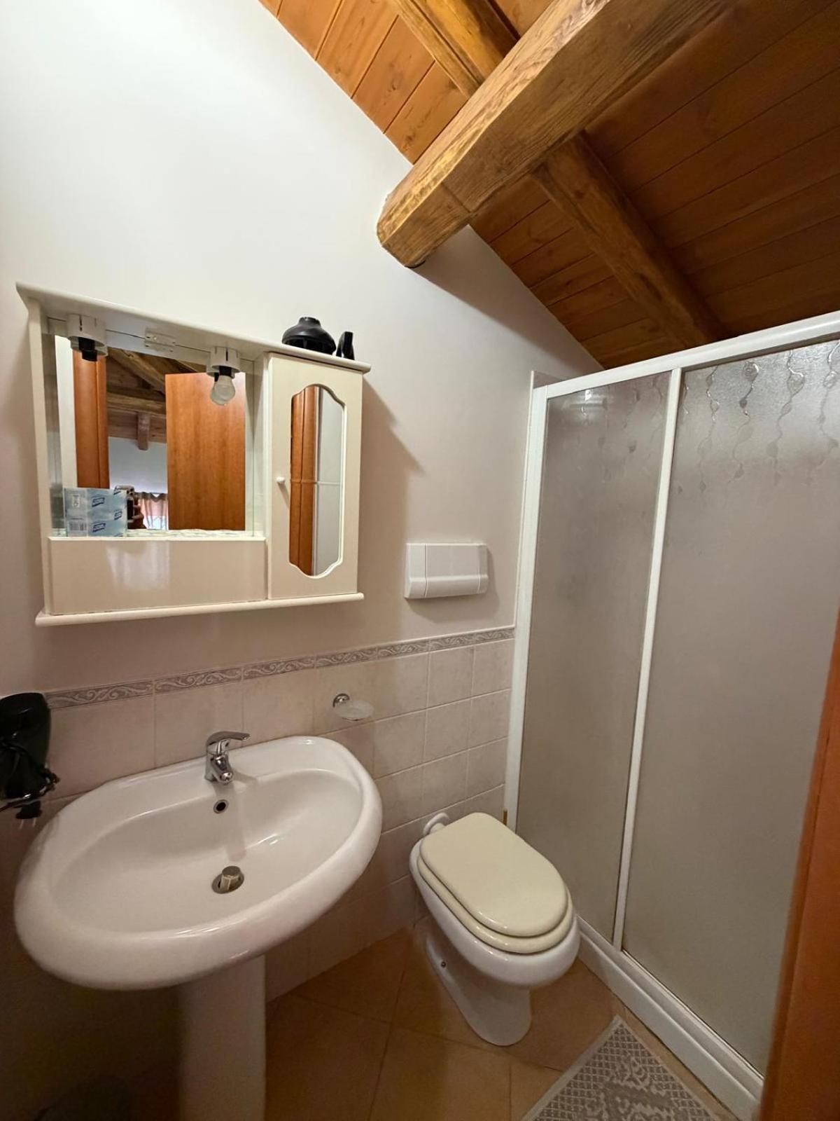Triple Room with View - Photo 3
