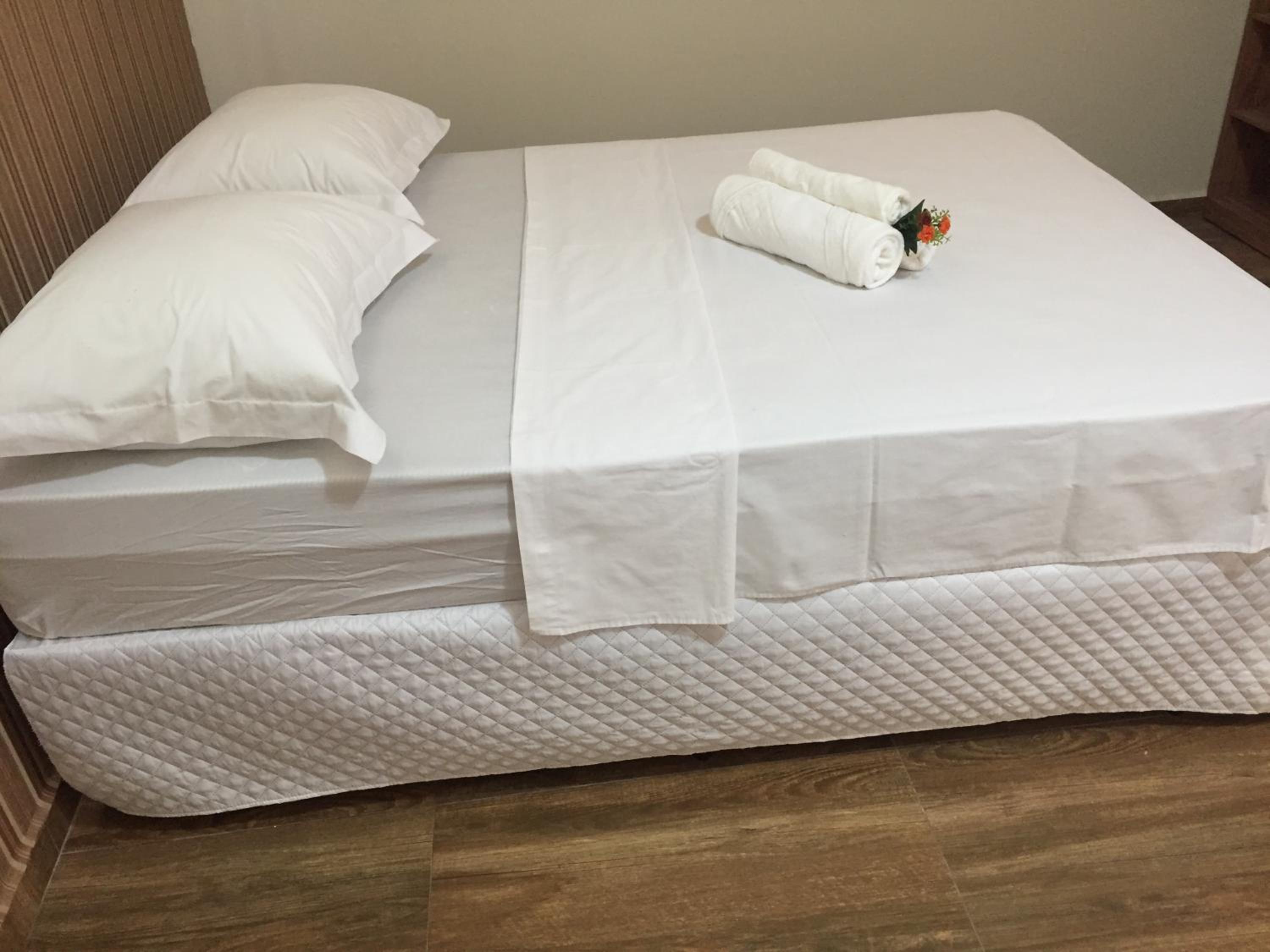 Quadruple Room - Photo 9