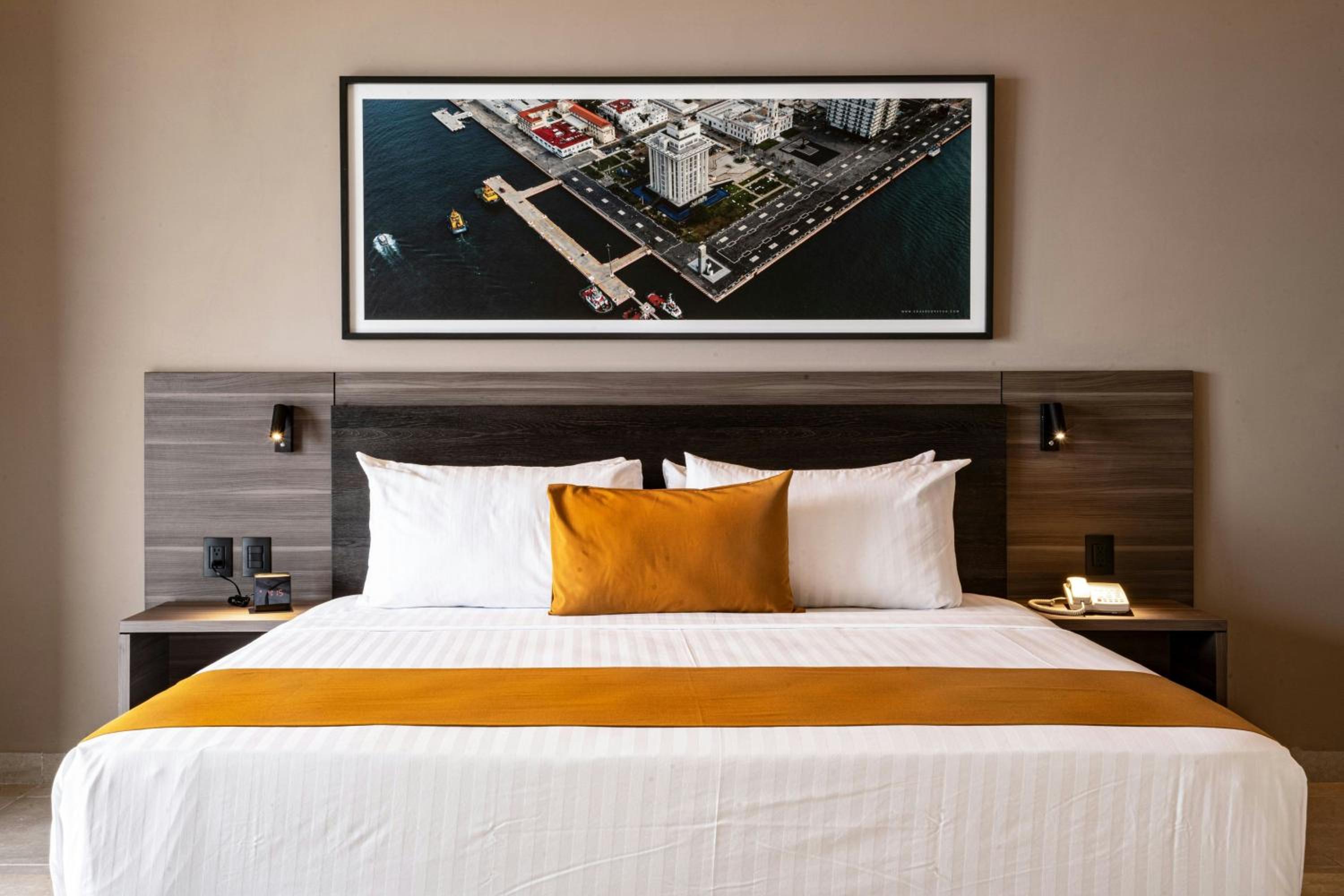 King Suite with Sofa Bed and Ocean View
