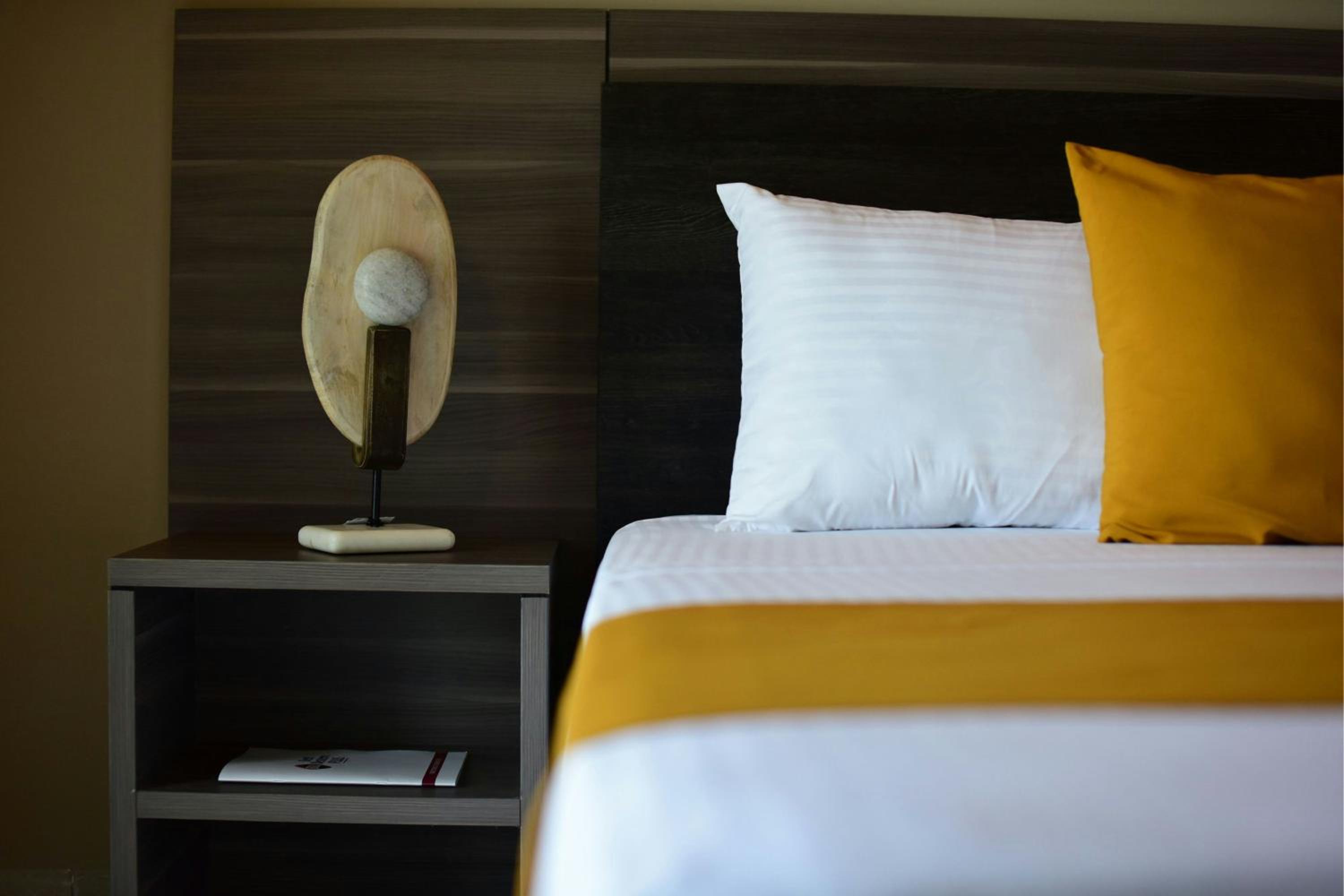 Standard King Room with Ocean View