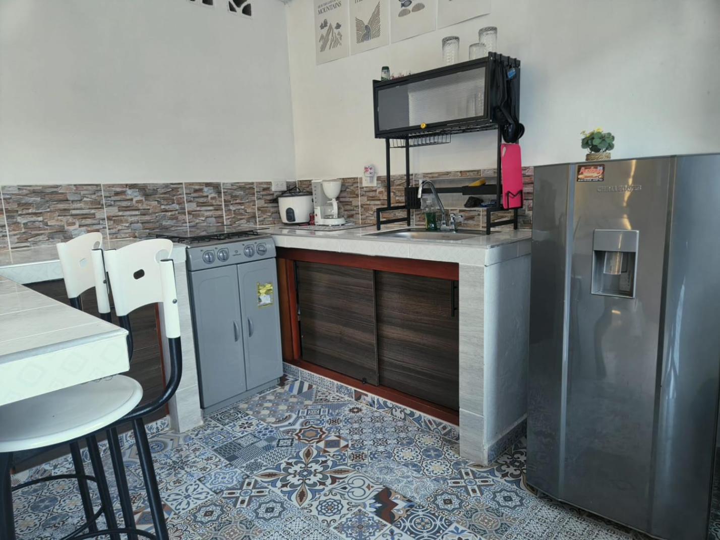 Apartment with Balcony photo 3