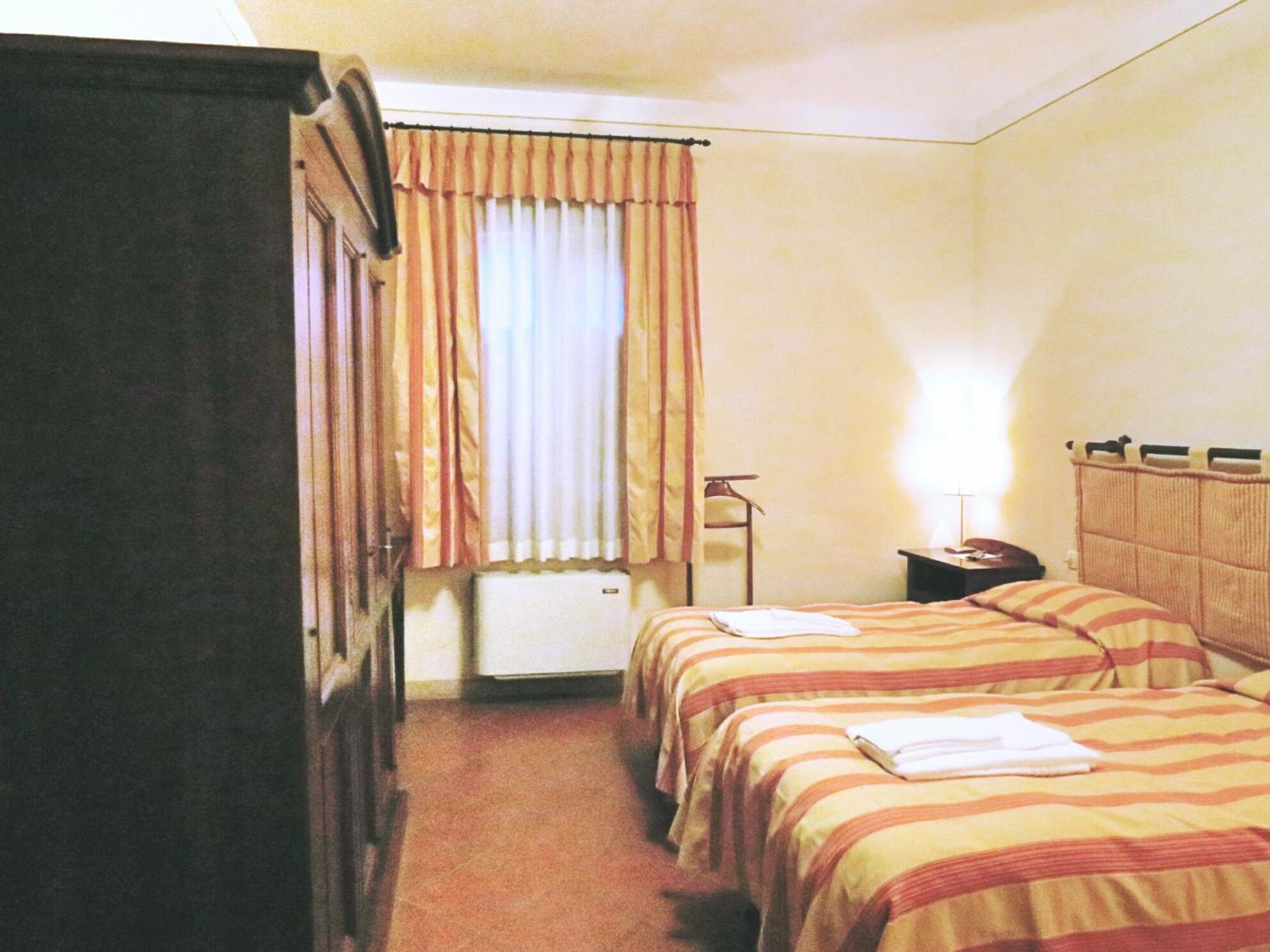 Triple Room with Private Bathroom photo 2