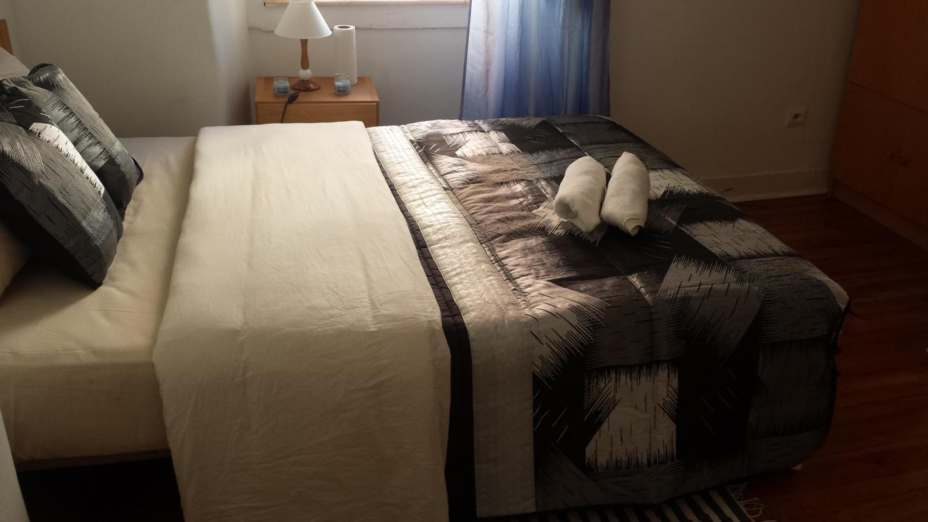 Standard Twin Room - Photo 1