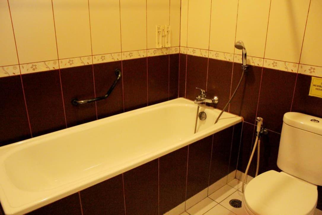 Queen Room - Photo 6