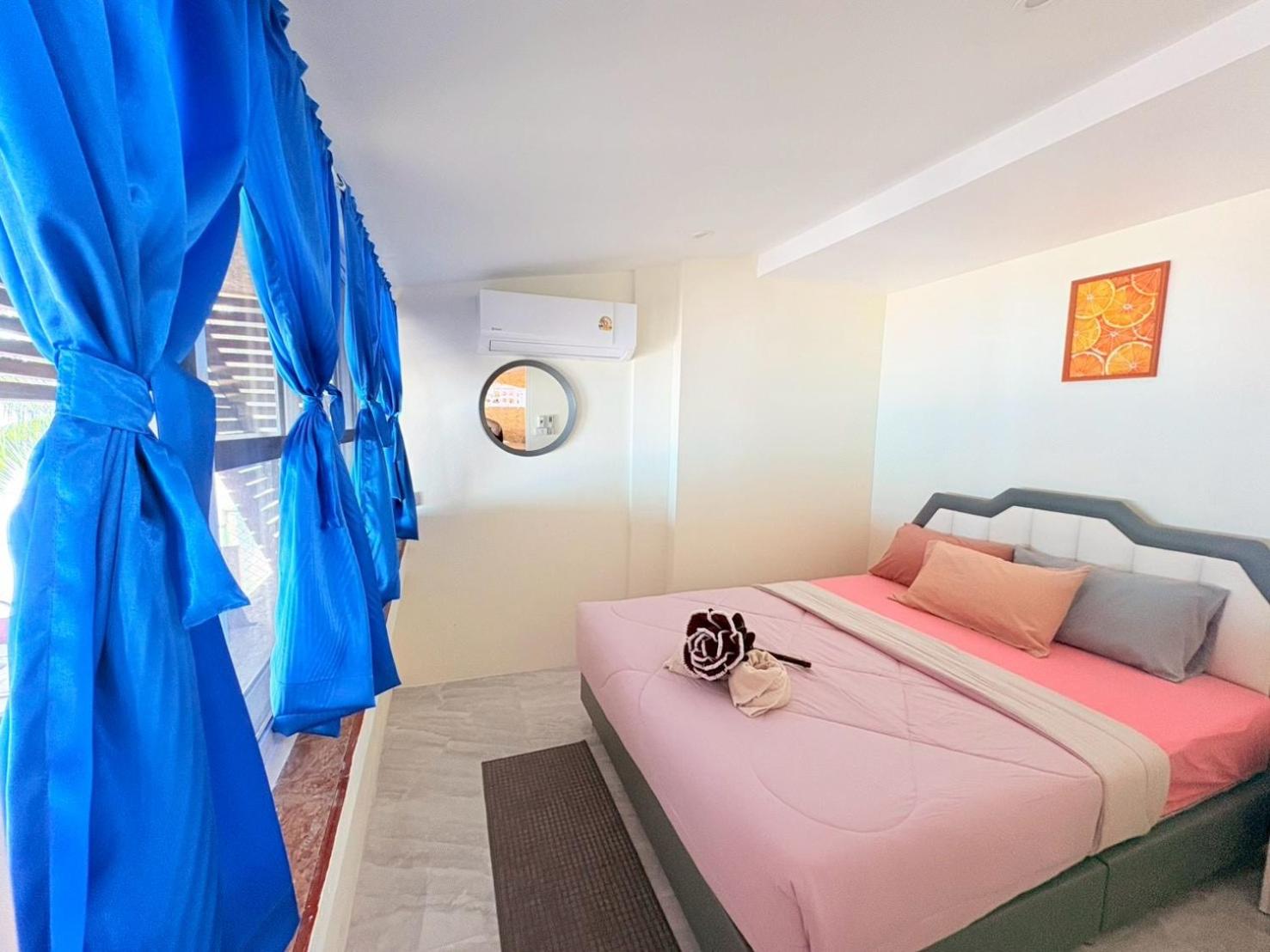 Queen Room with Sea View photo 1