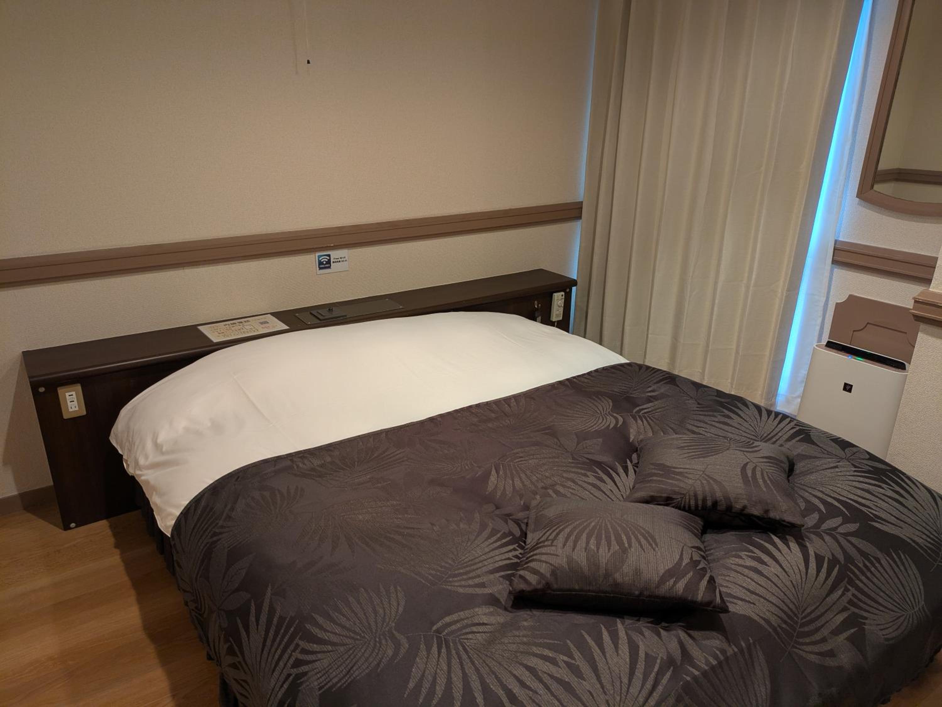 Double Room with Extra Bed photo 2