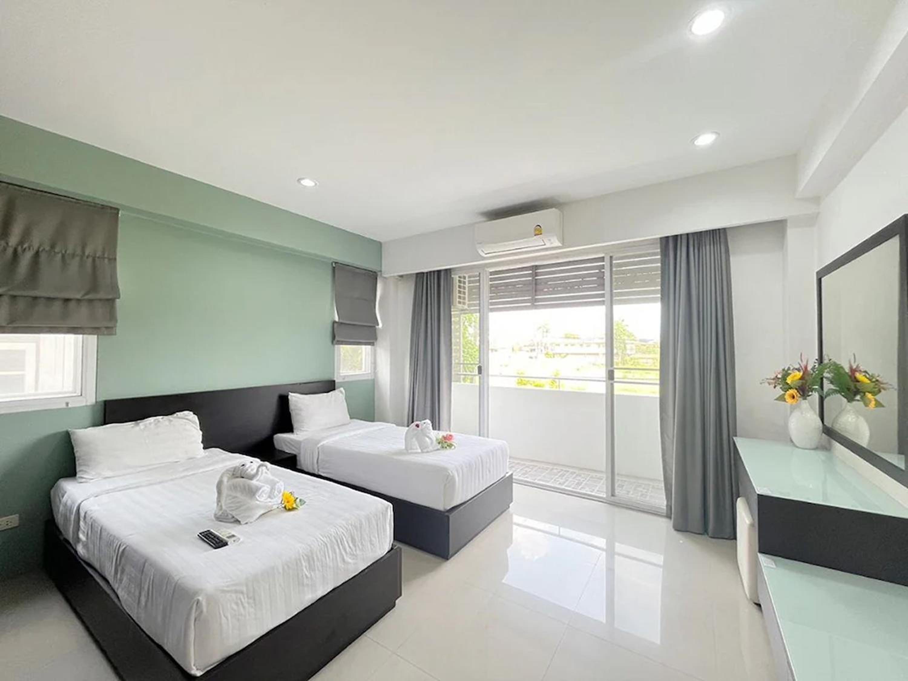 Superior Twin Room photo 1