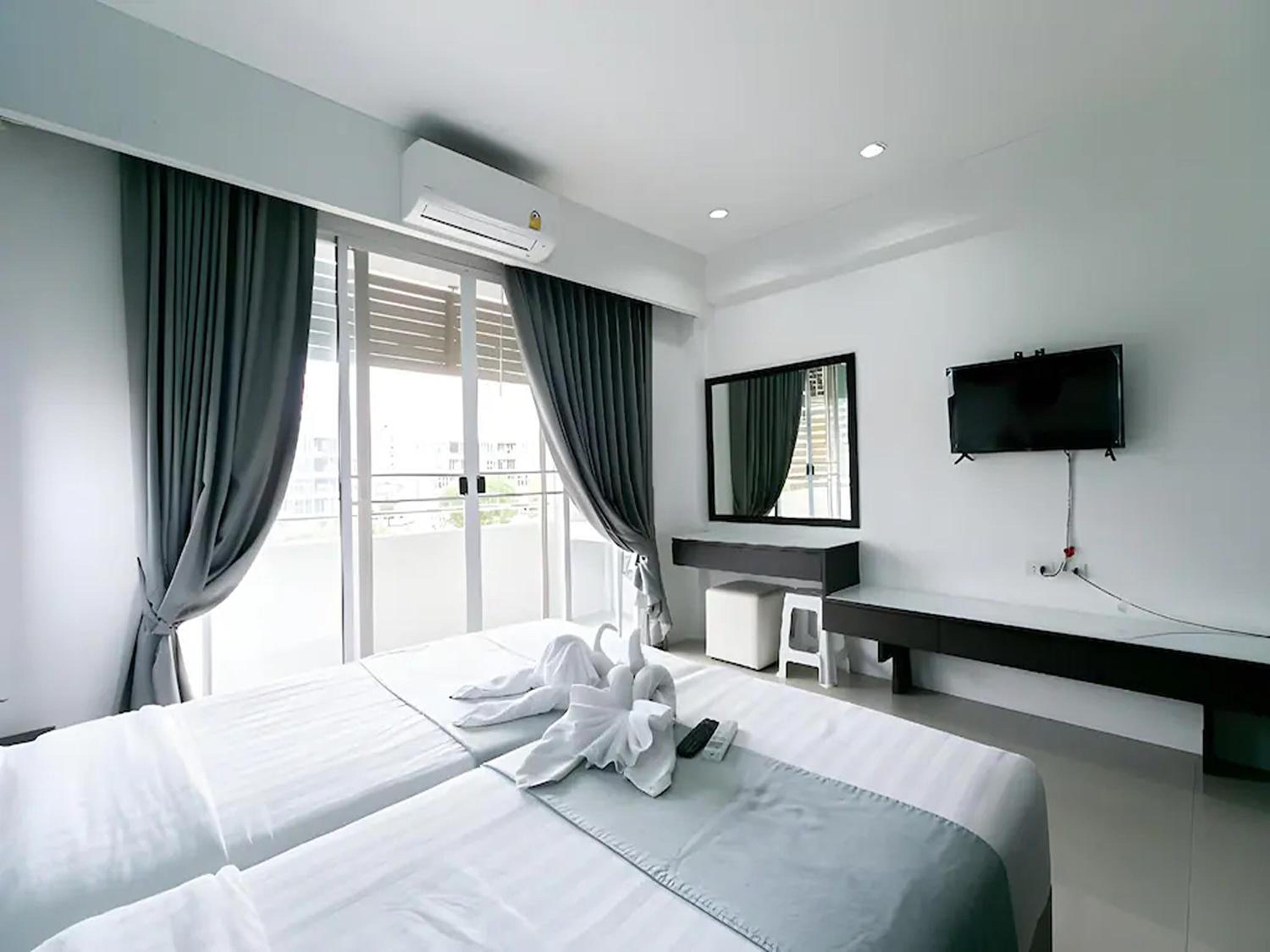 Superior Twin Room photo 3