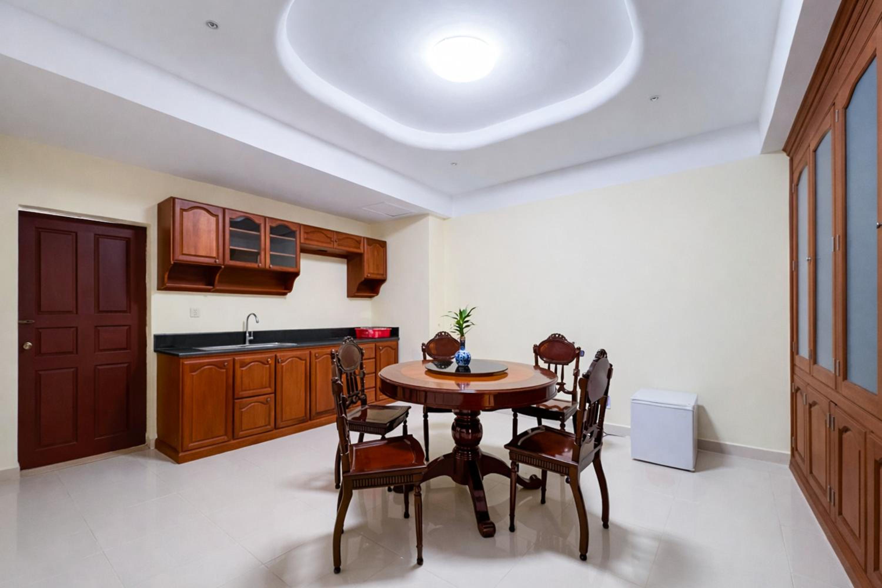 Standard Family Room photo 1