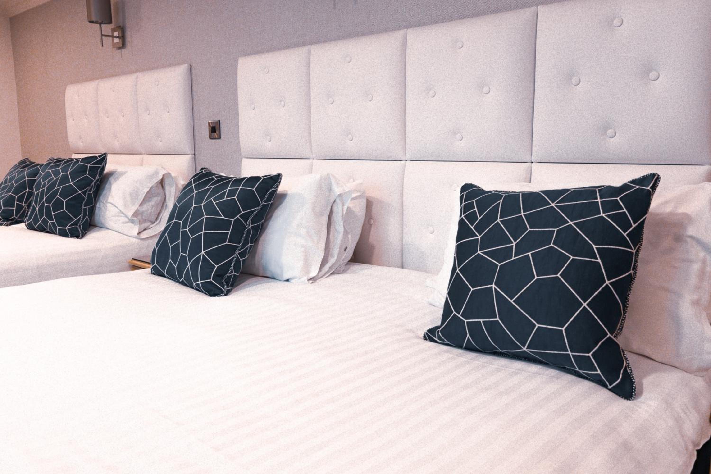 Classic Quadruple Room - Photo 2