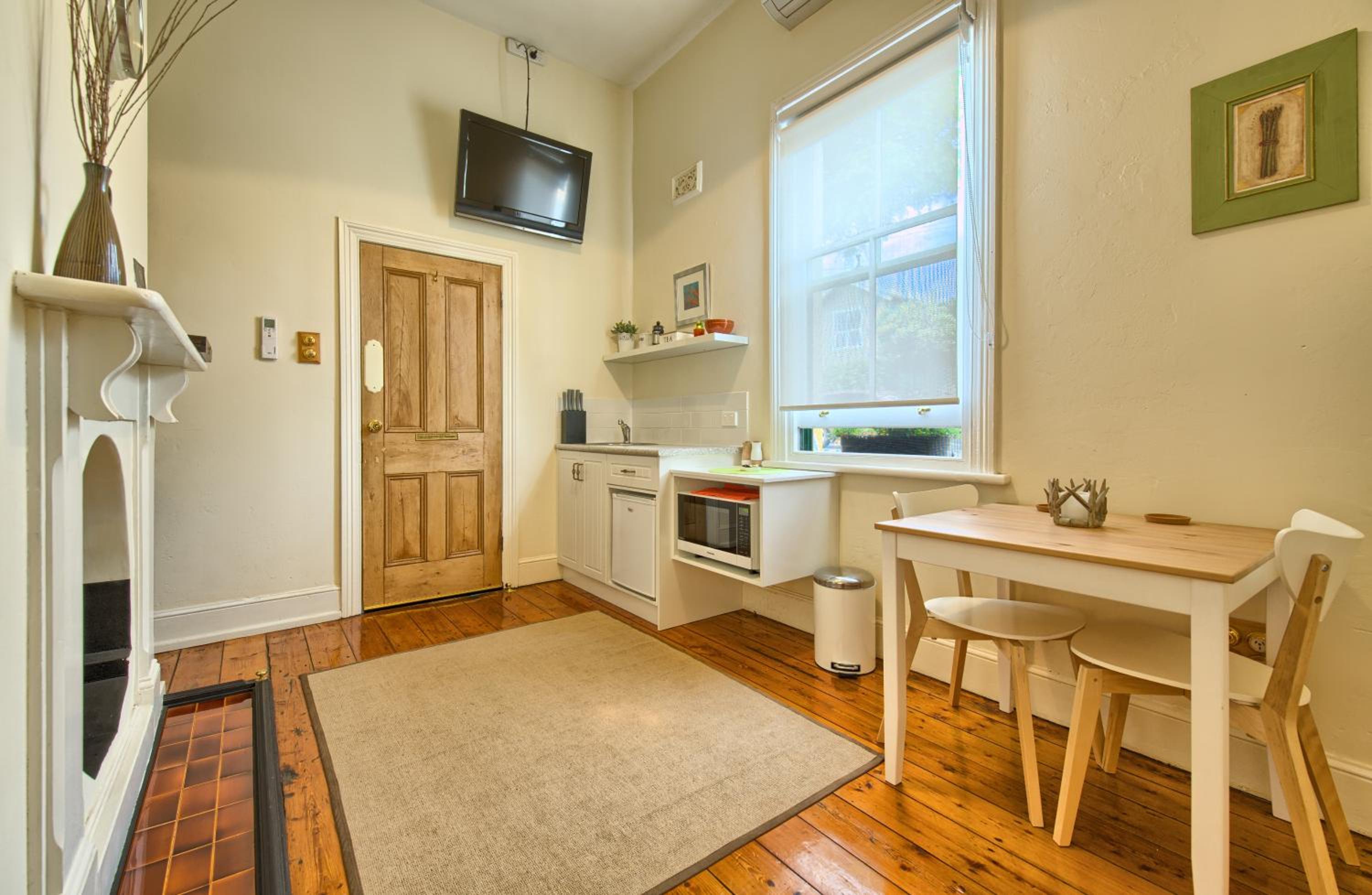 Suite - 3 photo 3