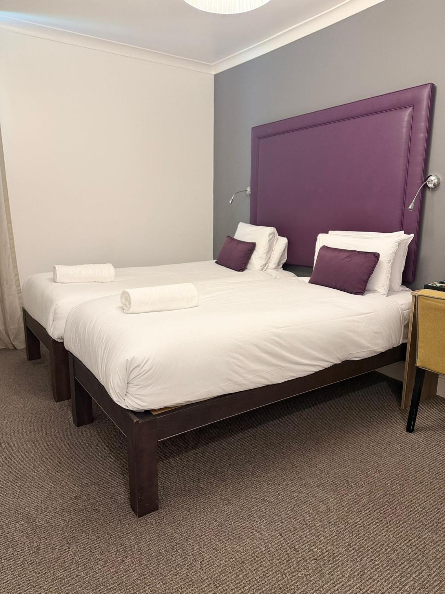 Standard Twin Room photo 3