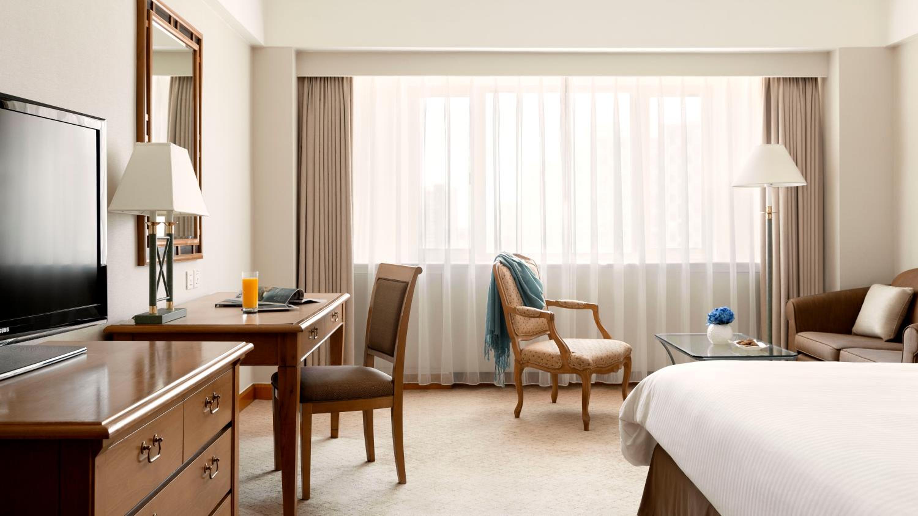 Twin Room - Photo 8