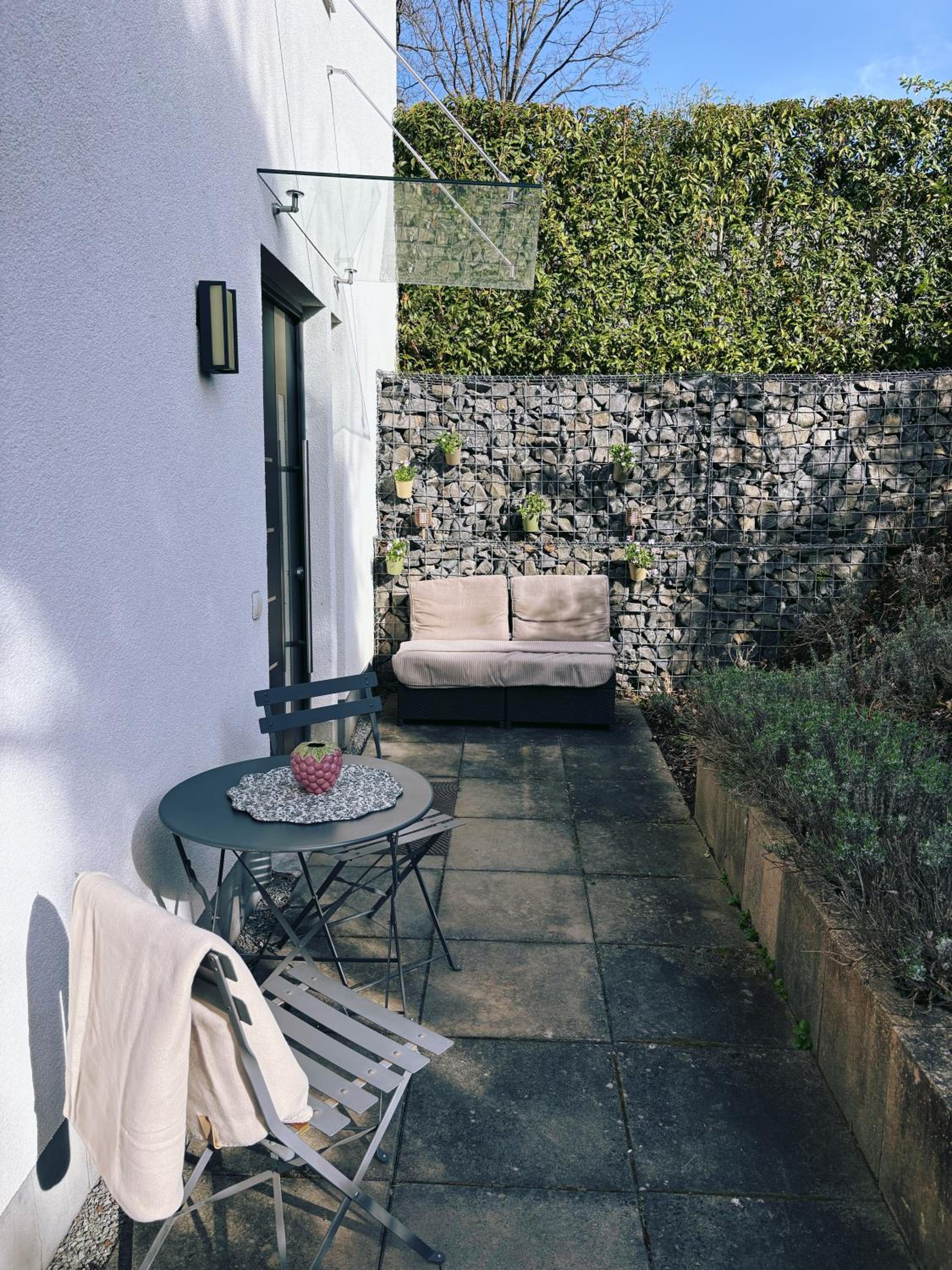 One-Bedroom Apartment with Terrace photo 2