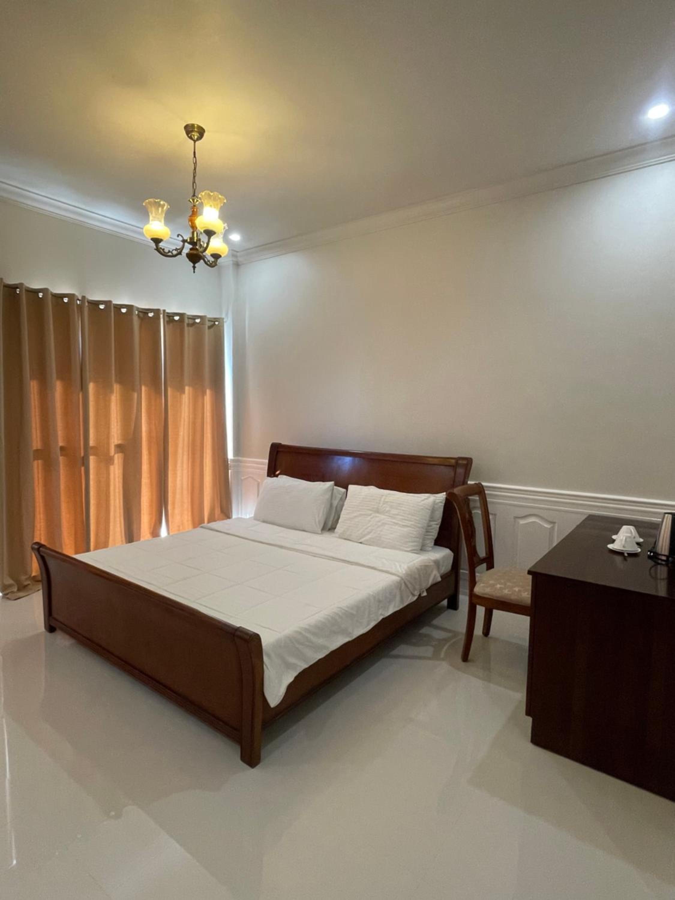Superior King Room - Photo 3