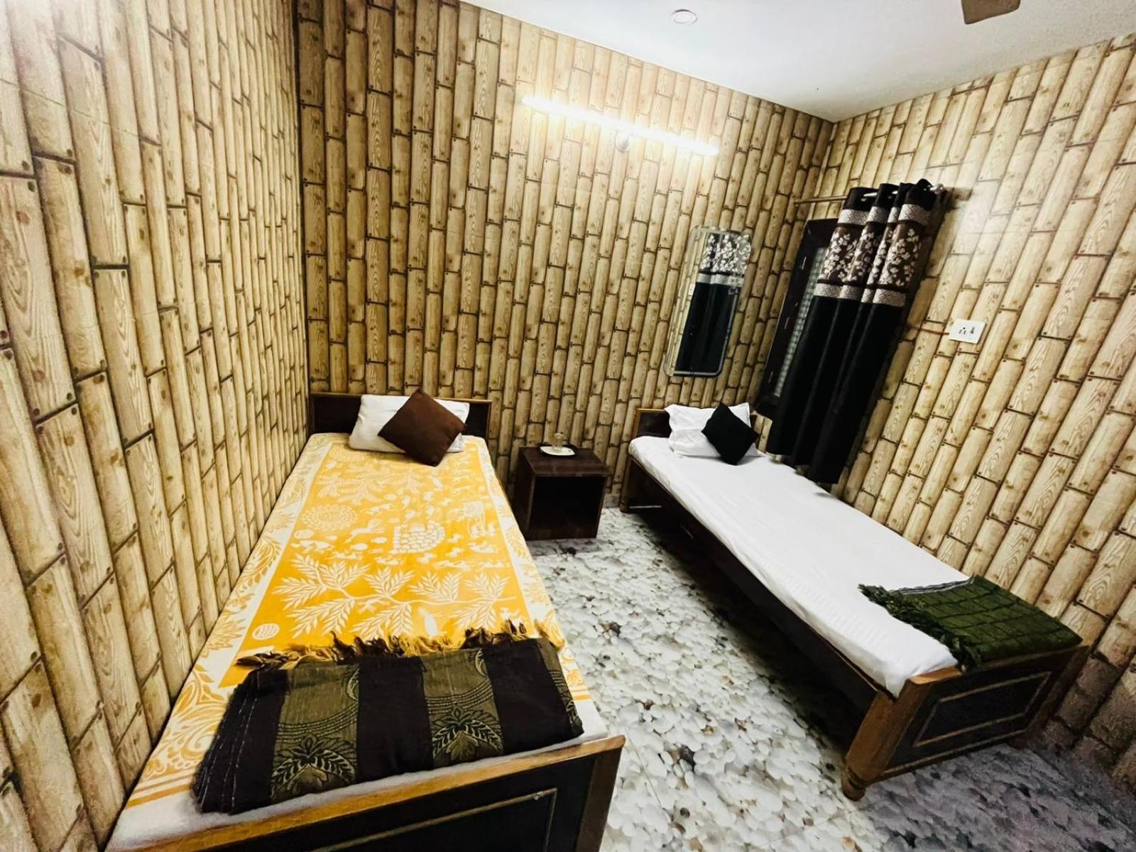Basic Triple Room