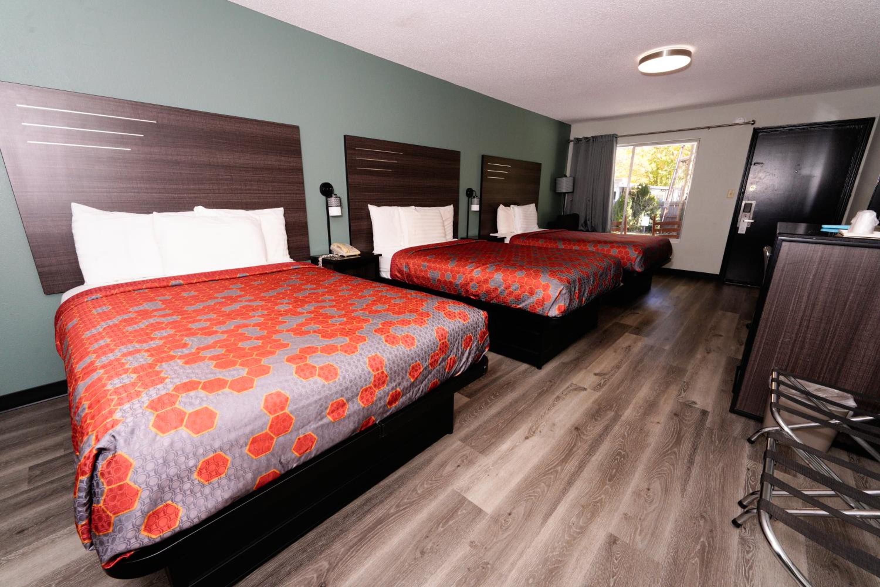 Basic Triple Room - Photo 2