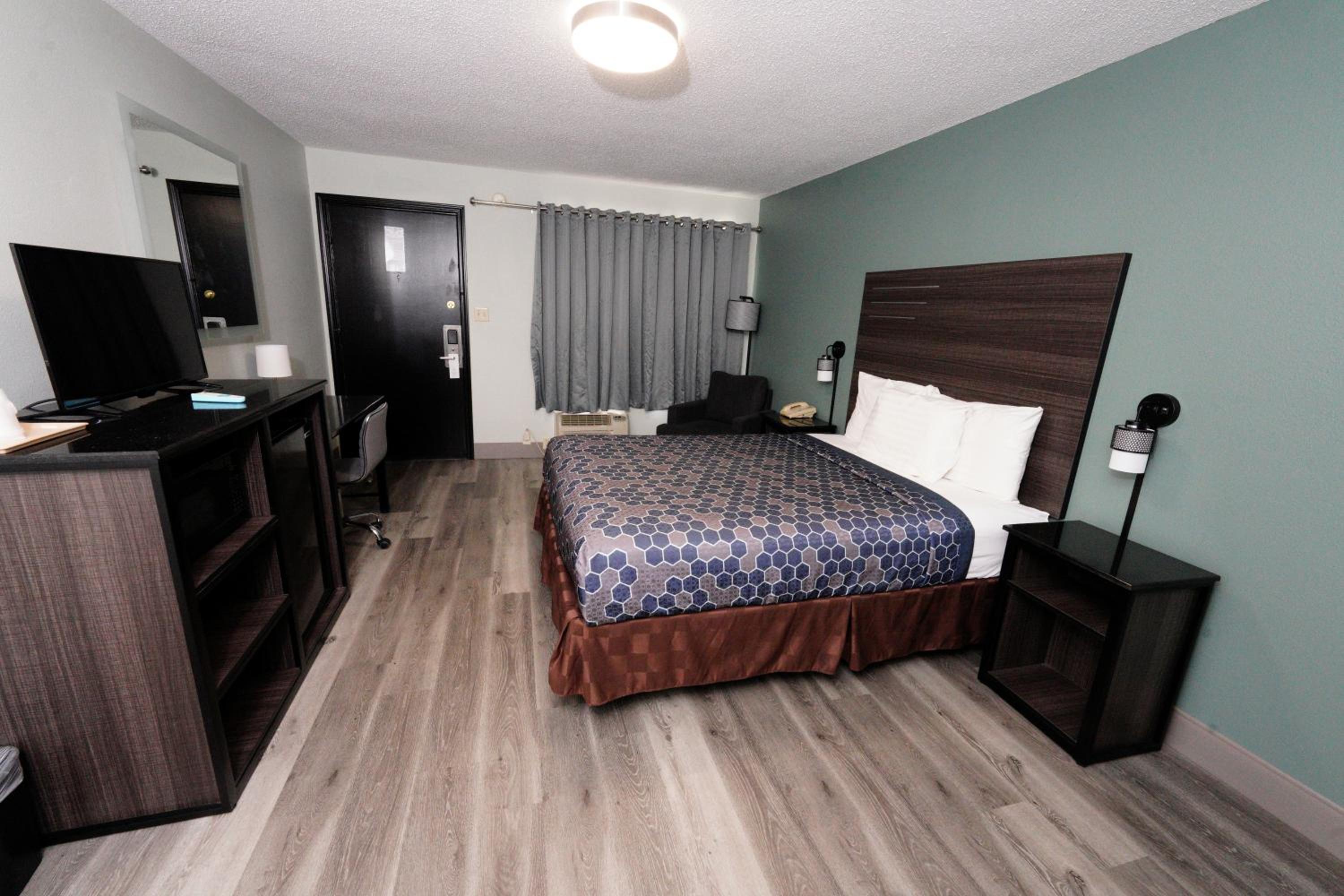 Standard Double Room - Photo 2