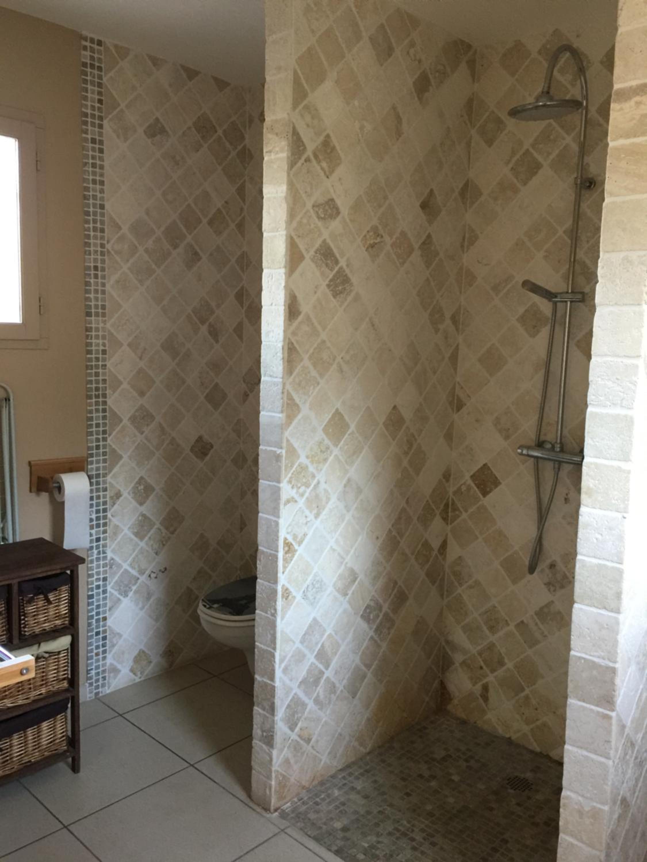 Two-Bedroom Suite - Photo 7