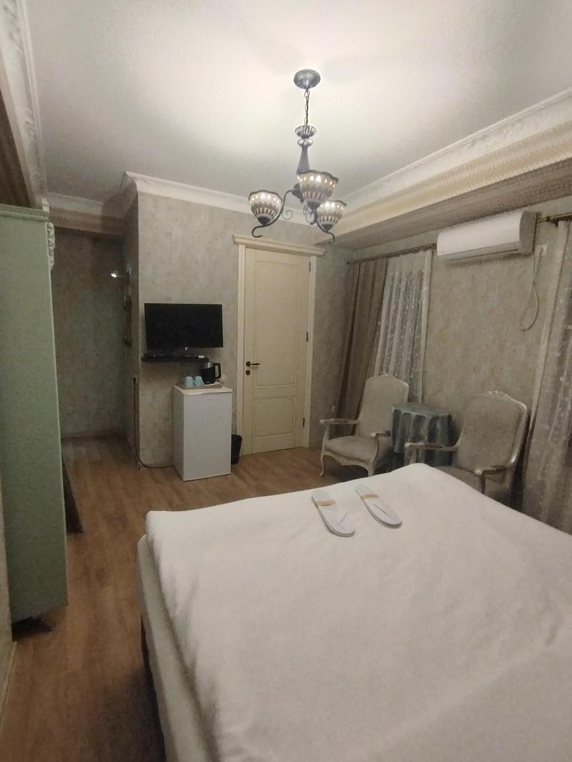 Standard Double Room photo 2