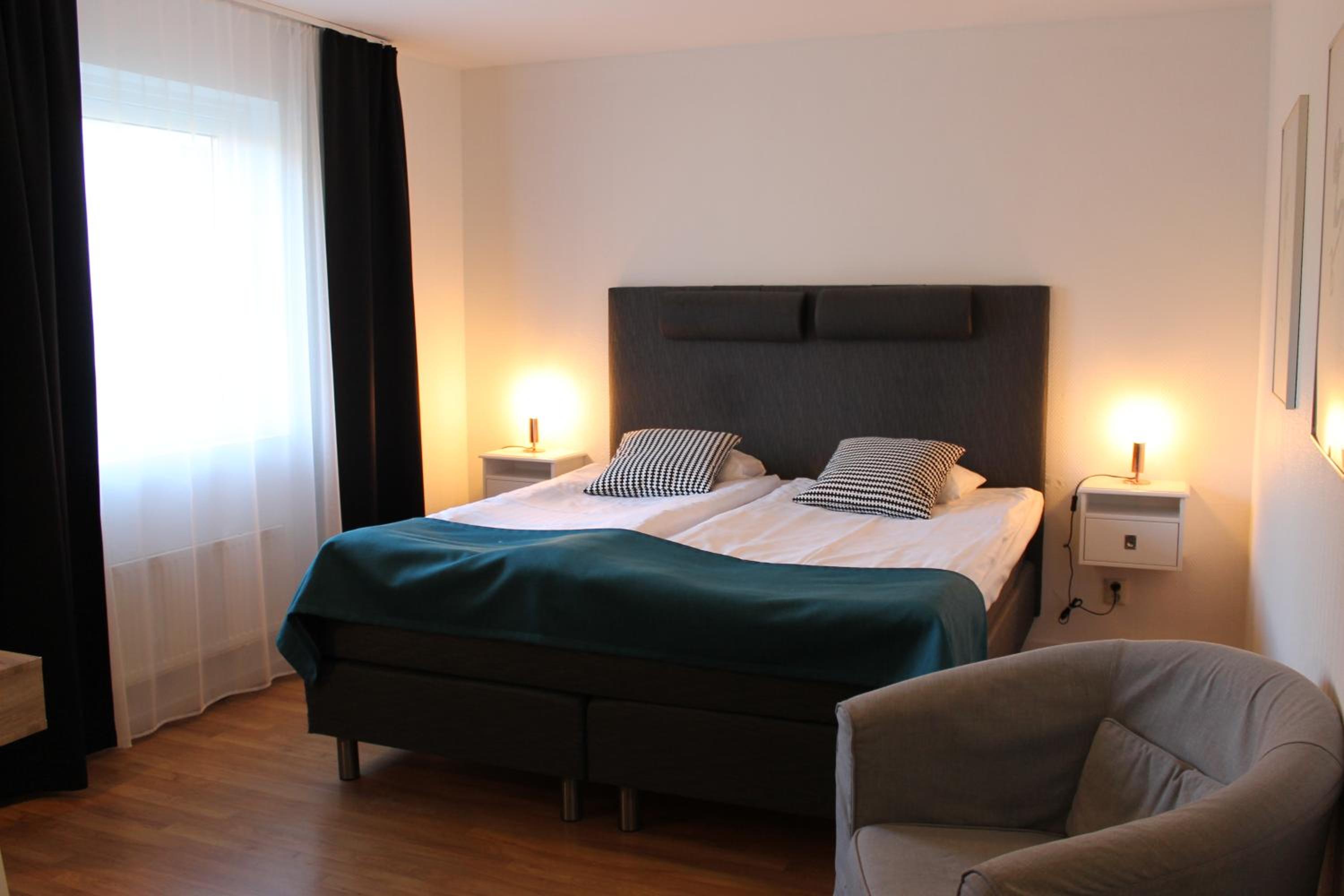 Double or Twin Room photo 2