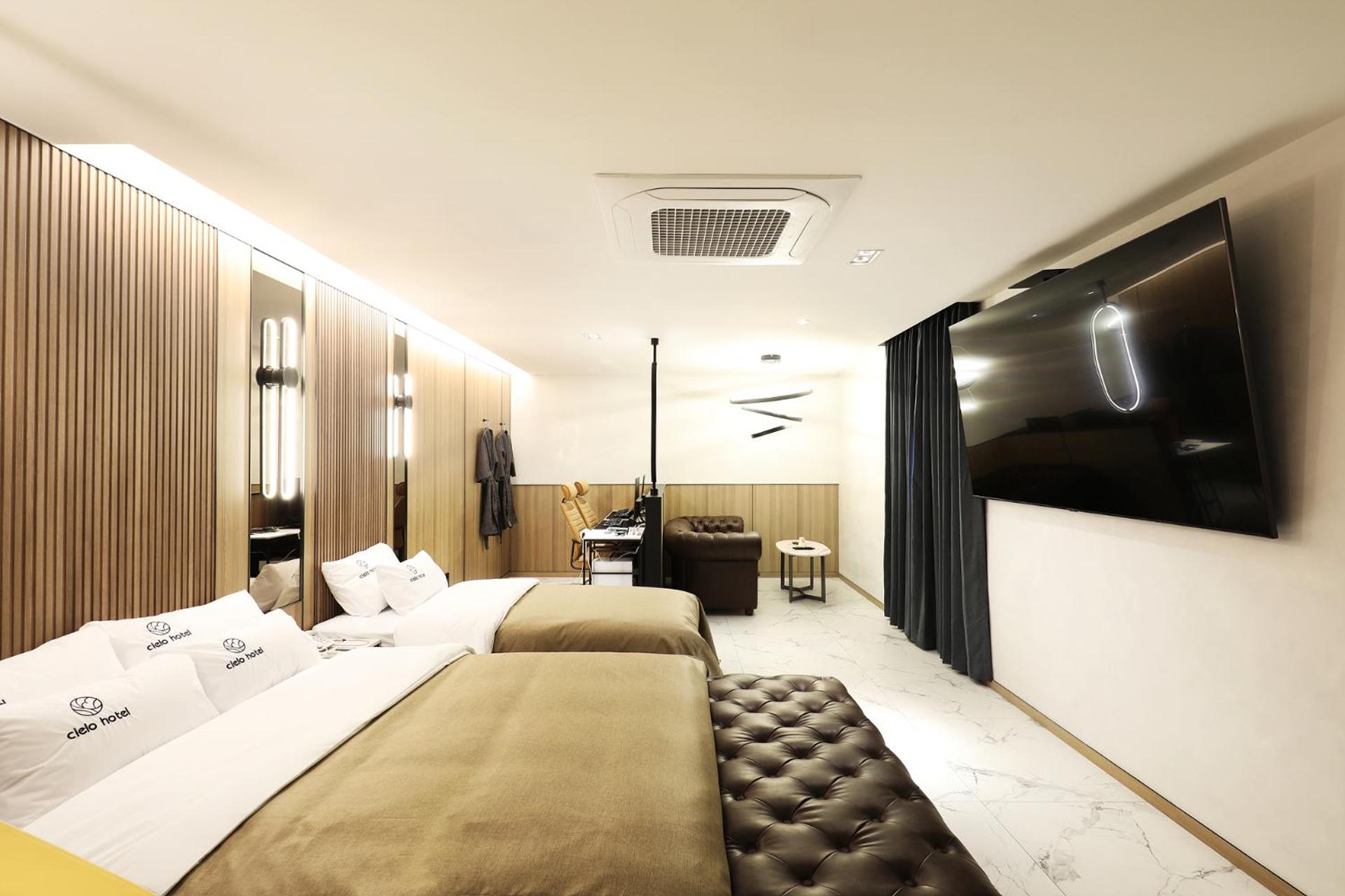 King Room - Photo 13