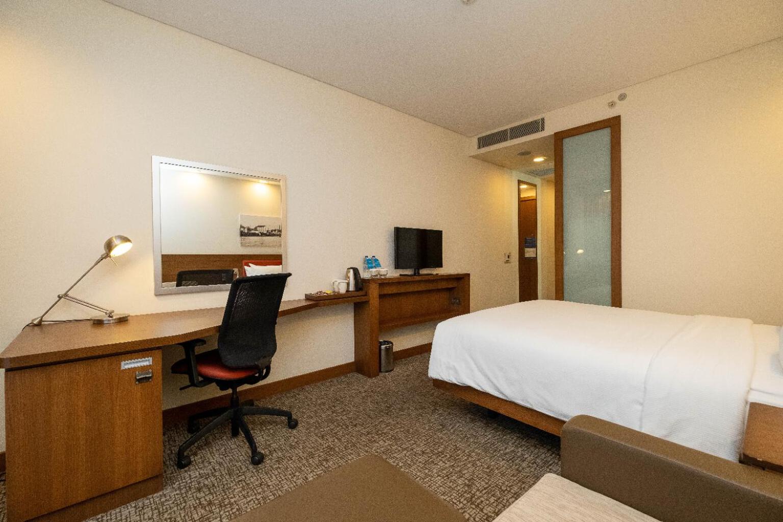 Junior Suite with Sofa Bed - Non-Smoking