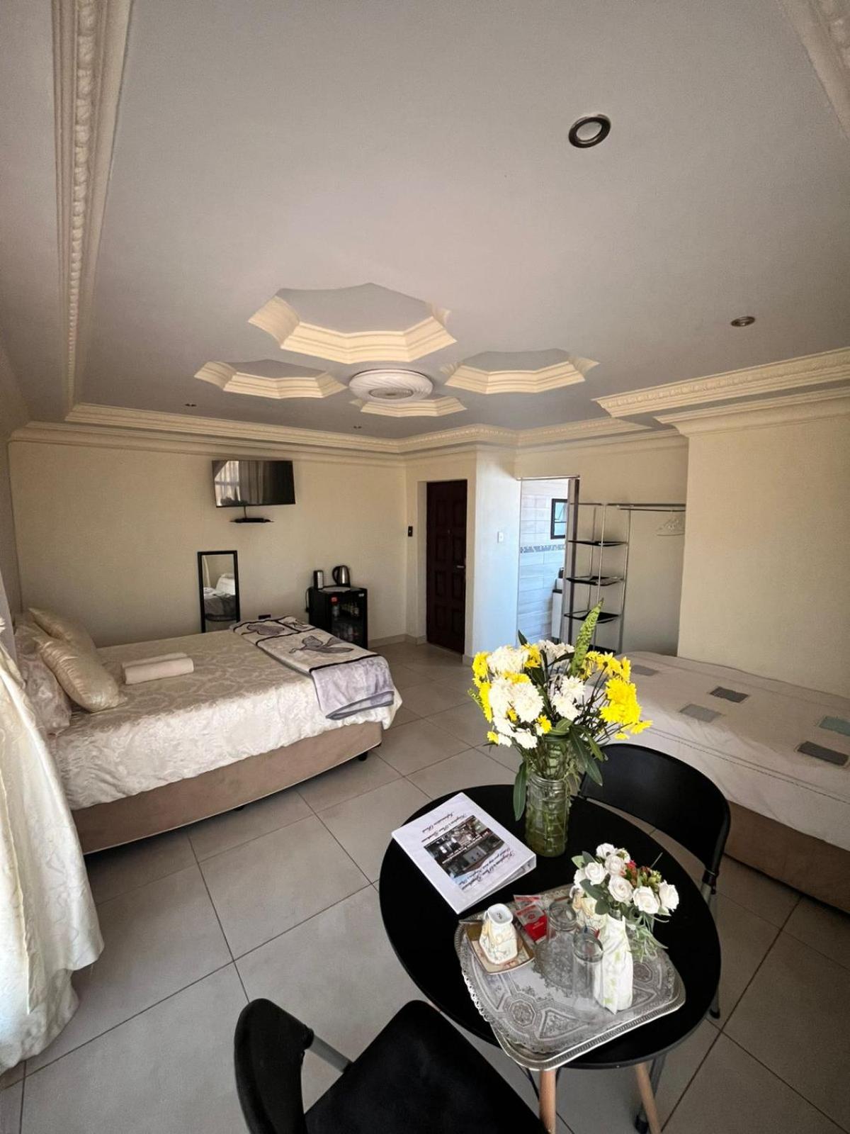 Triple Room photo 2