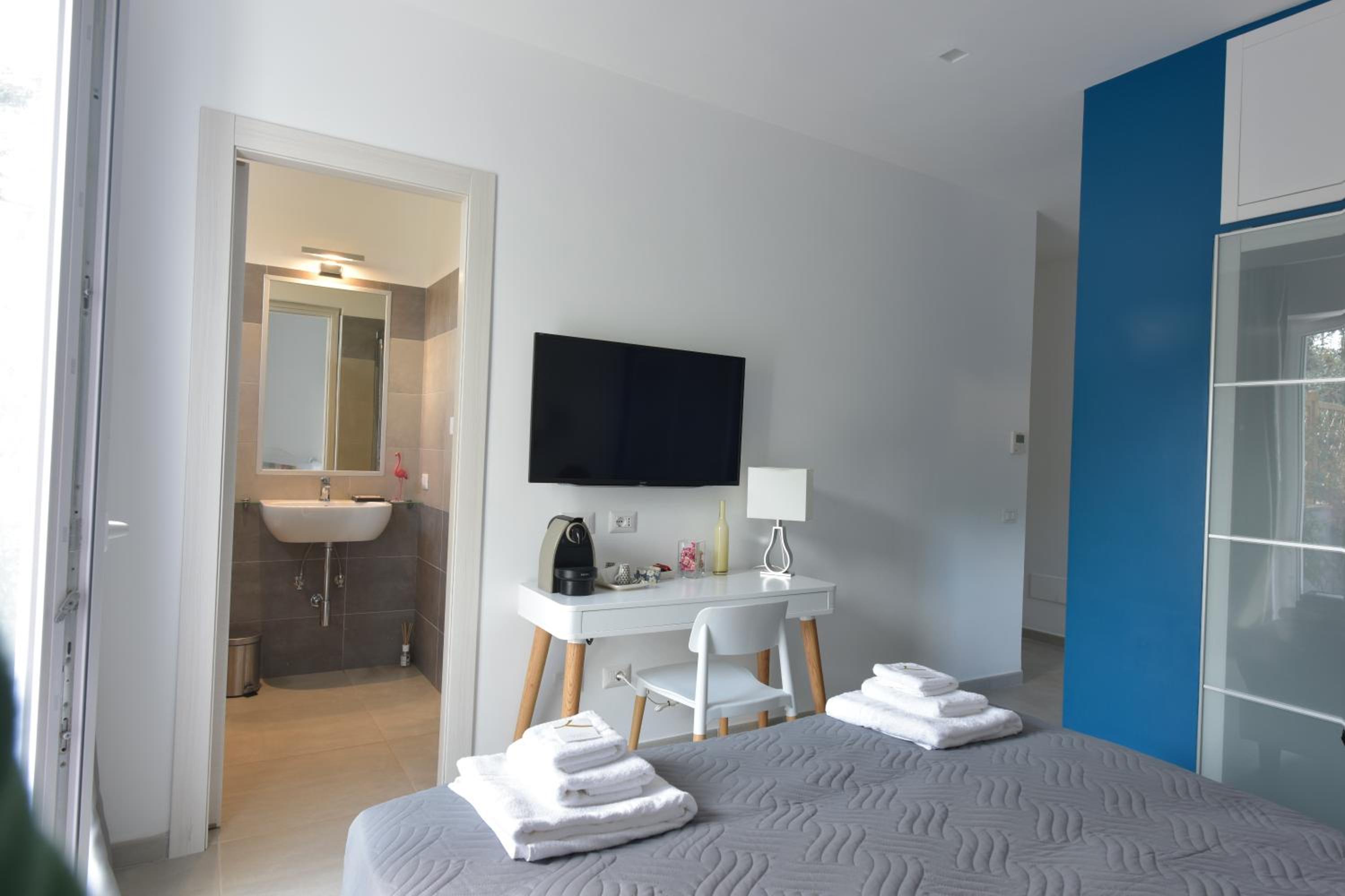 Double or Twin Room with Garden View