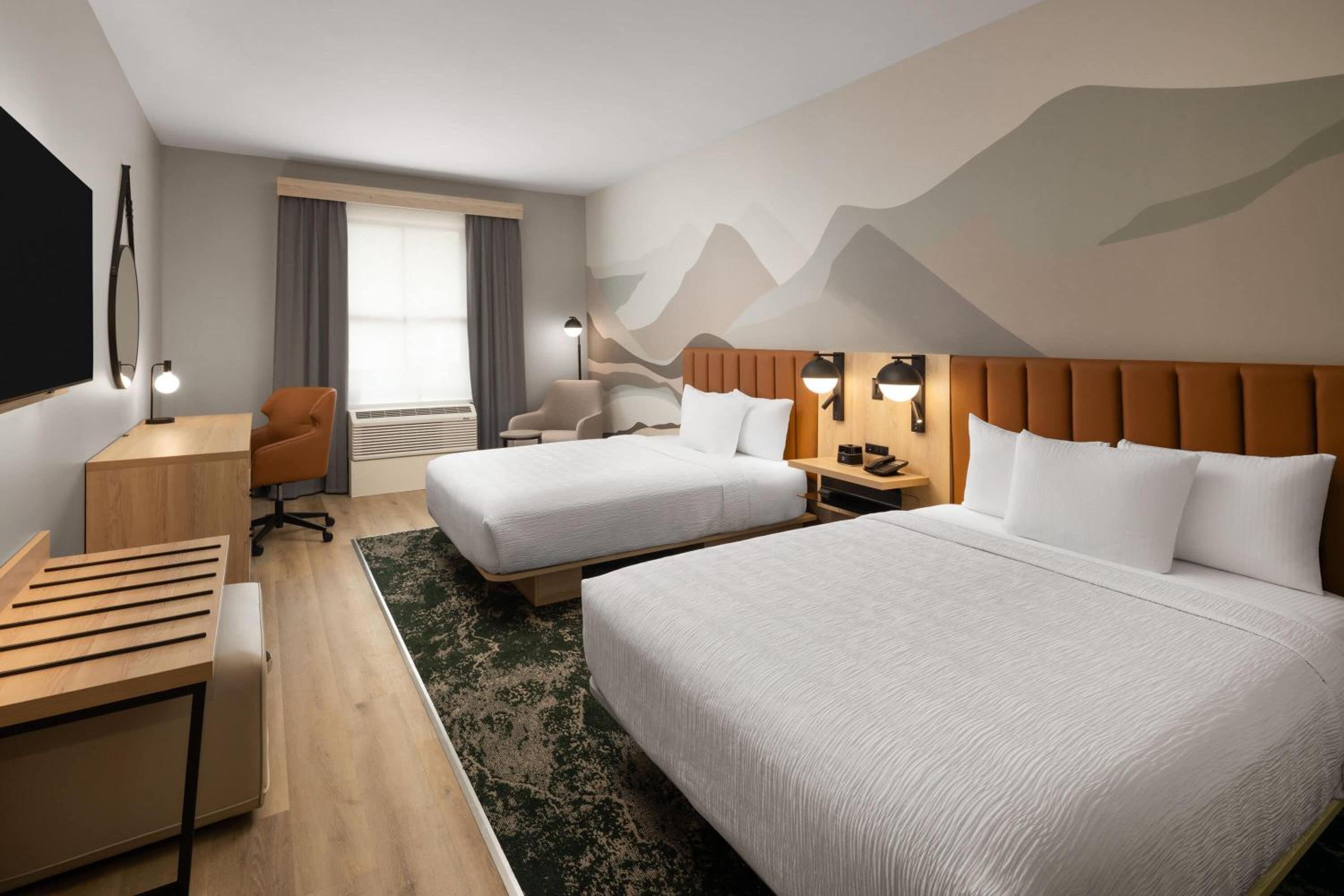 Queen Room with Two Queen Beds, Mobility Access and Bathtub with Grab Bars, Non-Smoking