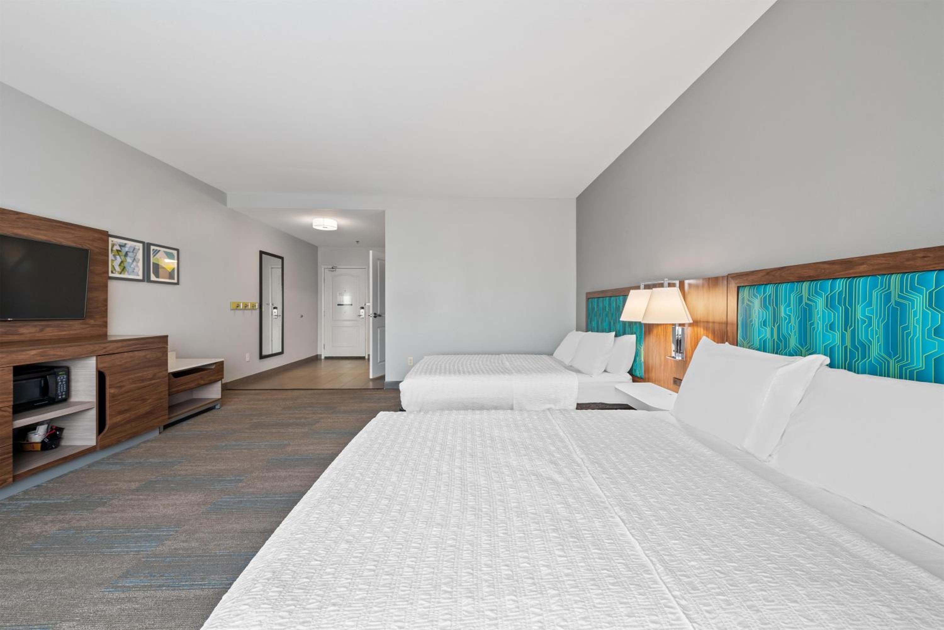 Queen Room with Two Queen Beds - Mobility and Hearing Access/Non-Smoking - Photo 1