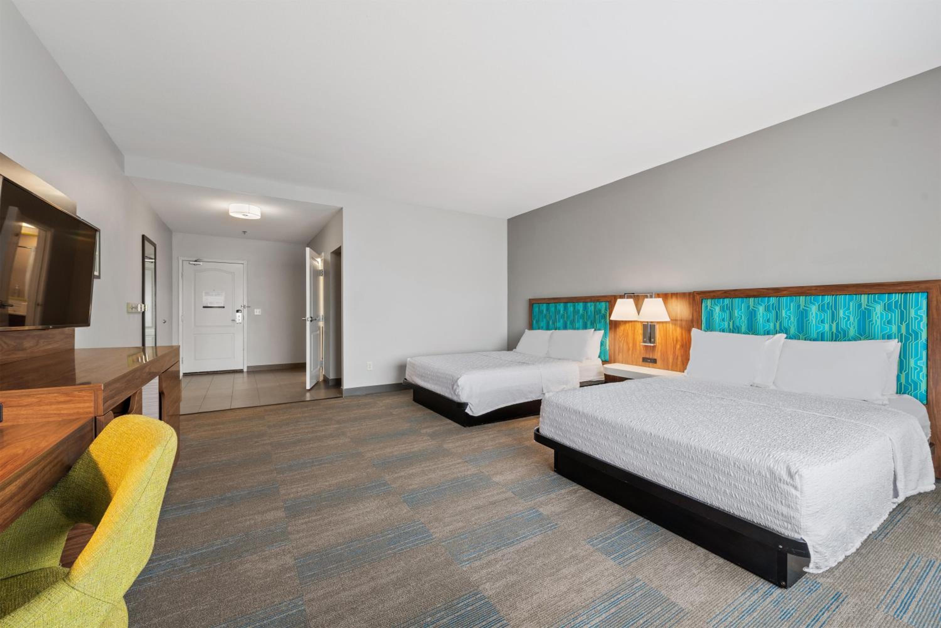 Queen Room with Two Queen Beds - Mobility and Hearing Access/Non-Smoking - Photo 2