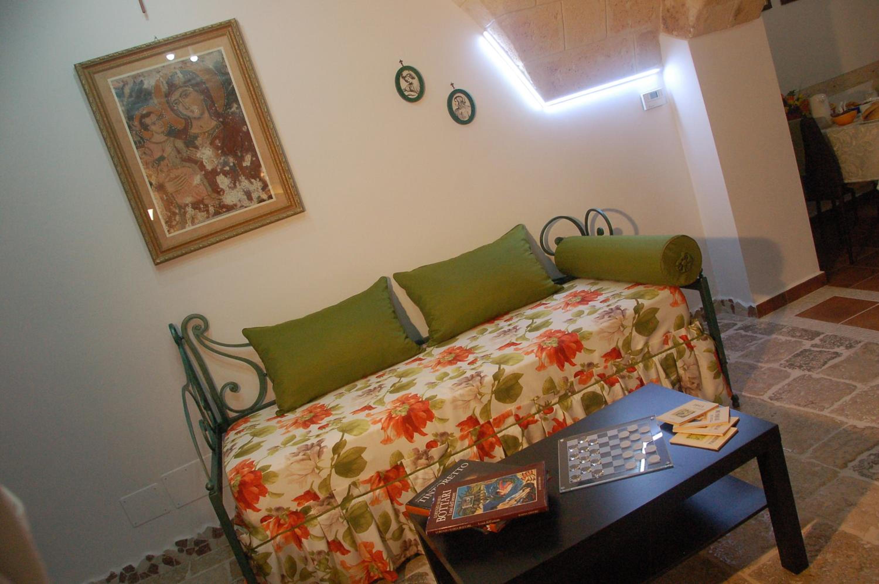 Apartment - Photo 1