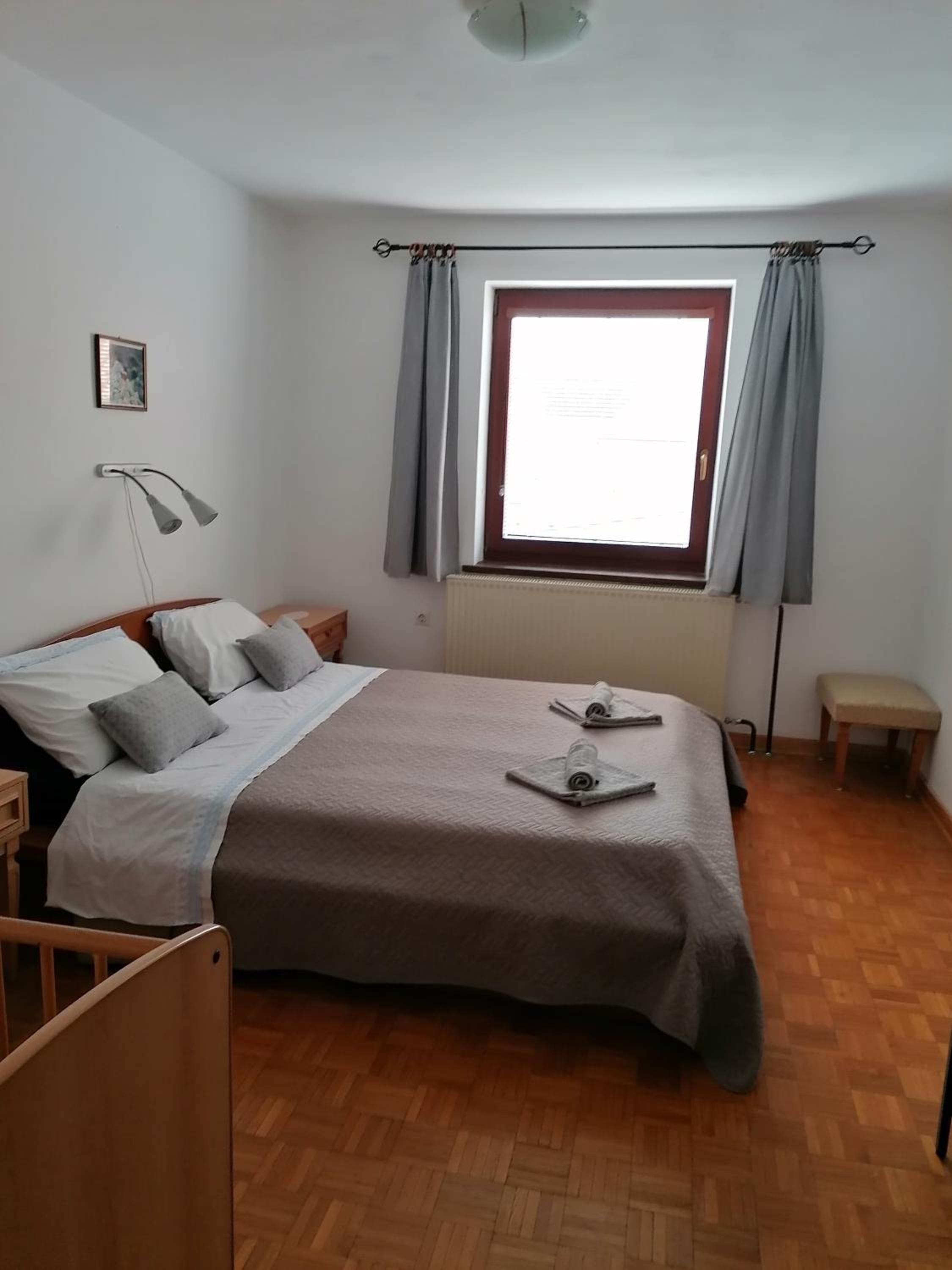 Apartment with Balcony - Photo 13