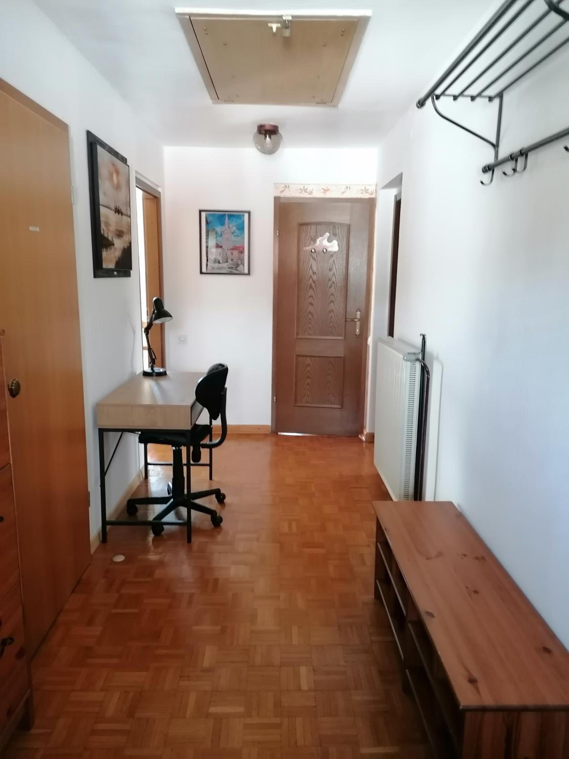 Apartment with Balcony - Photo 12