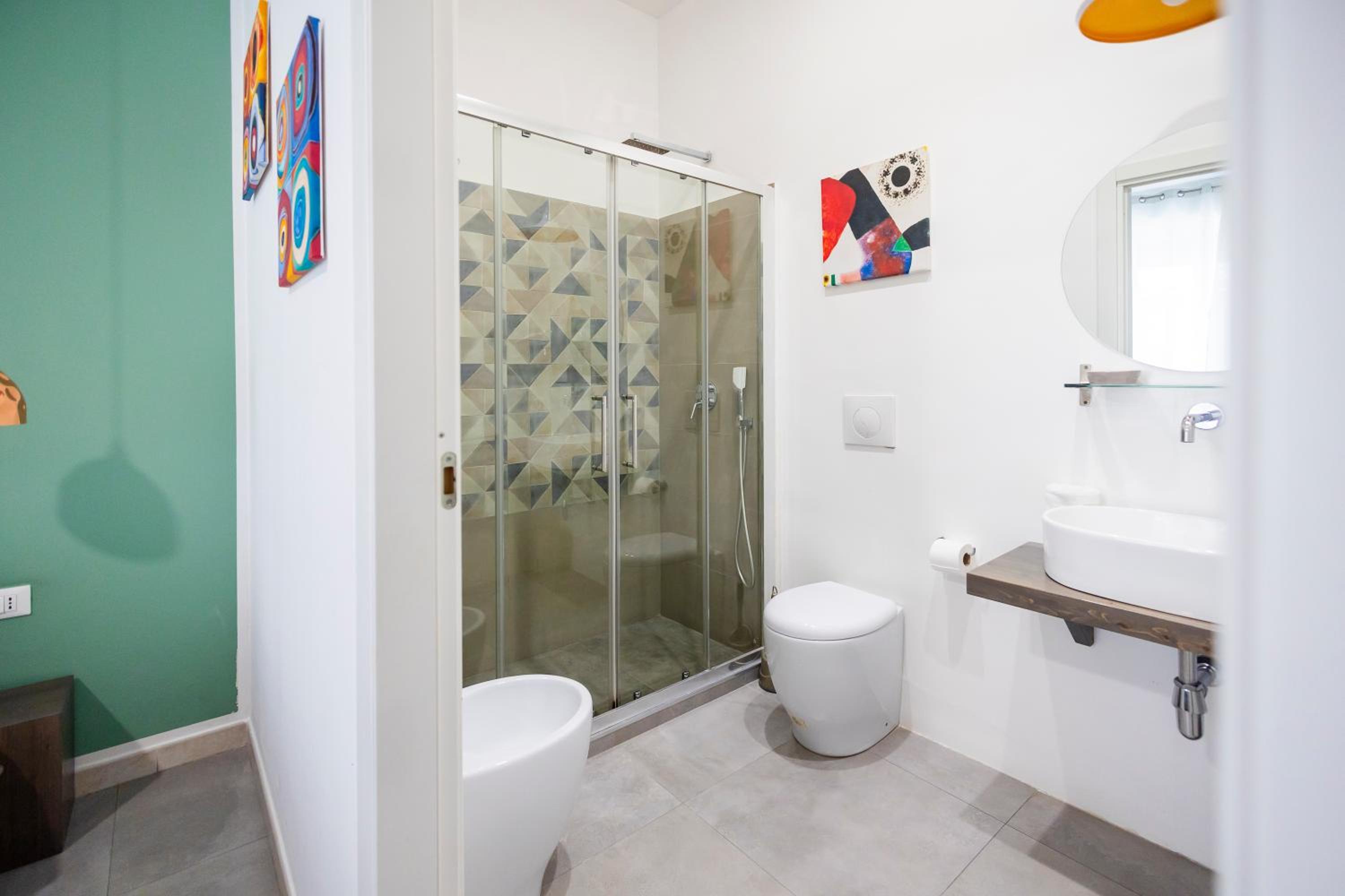 Deluxe Double Room with Balcony photo 3