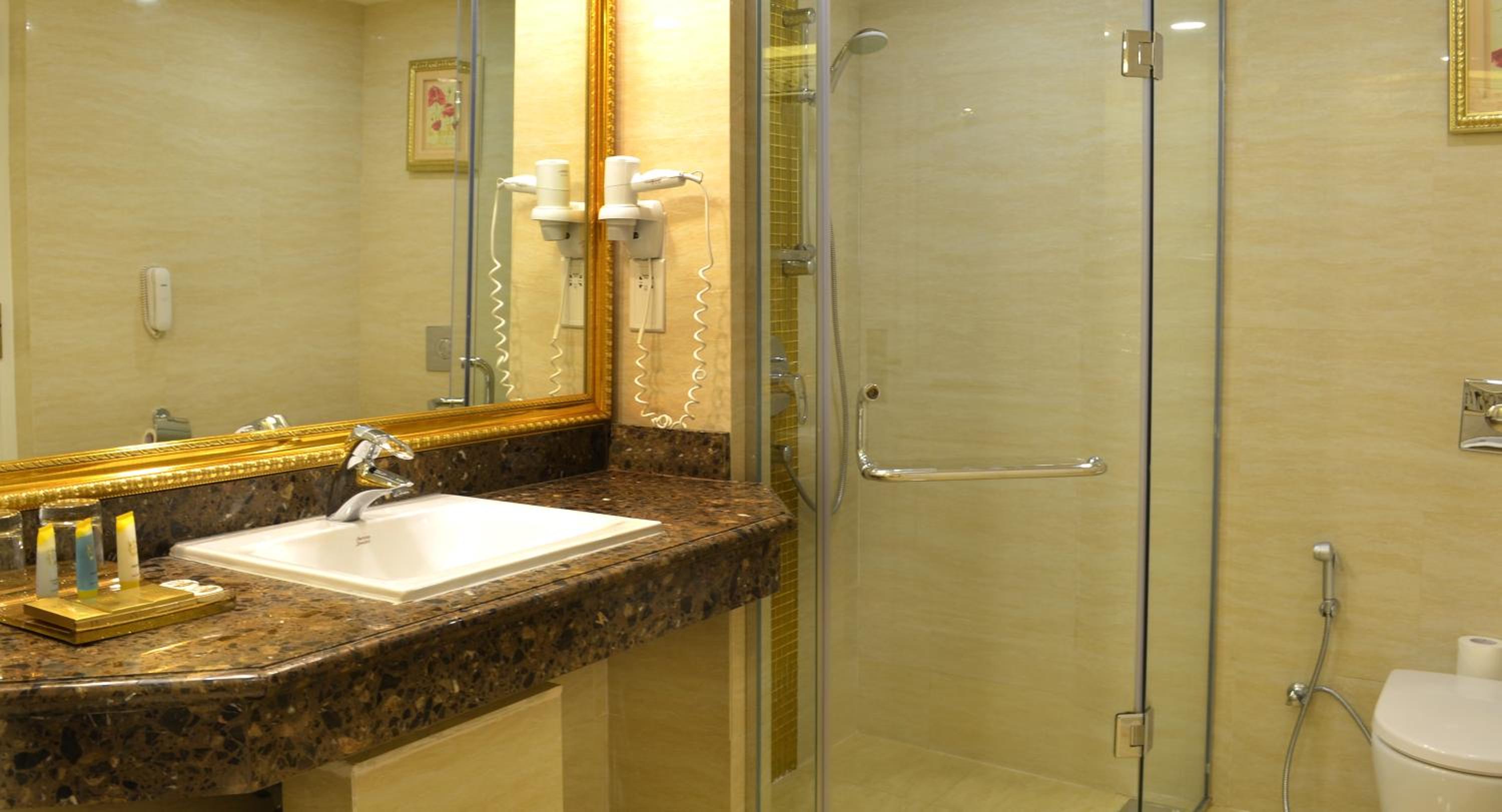 Standard Double or Twin Room photo 2
