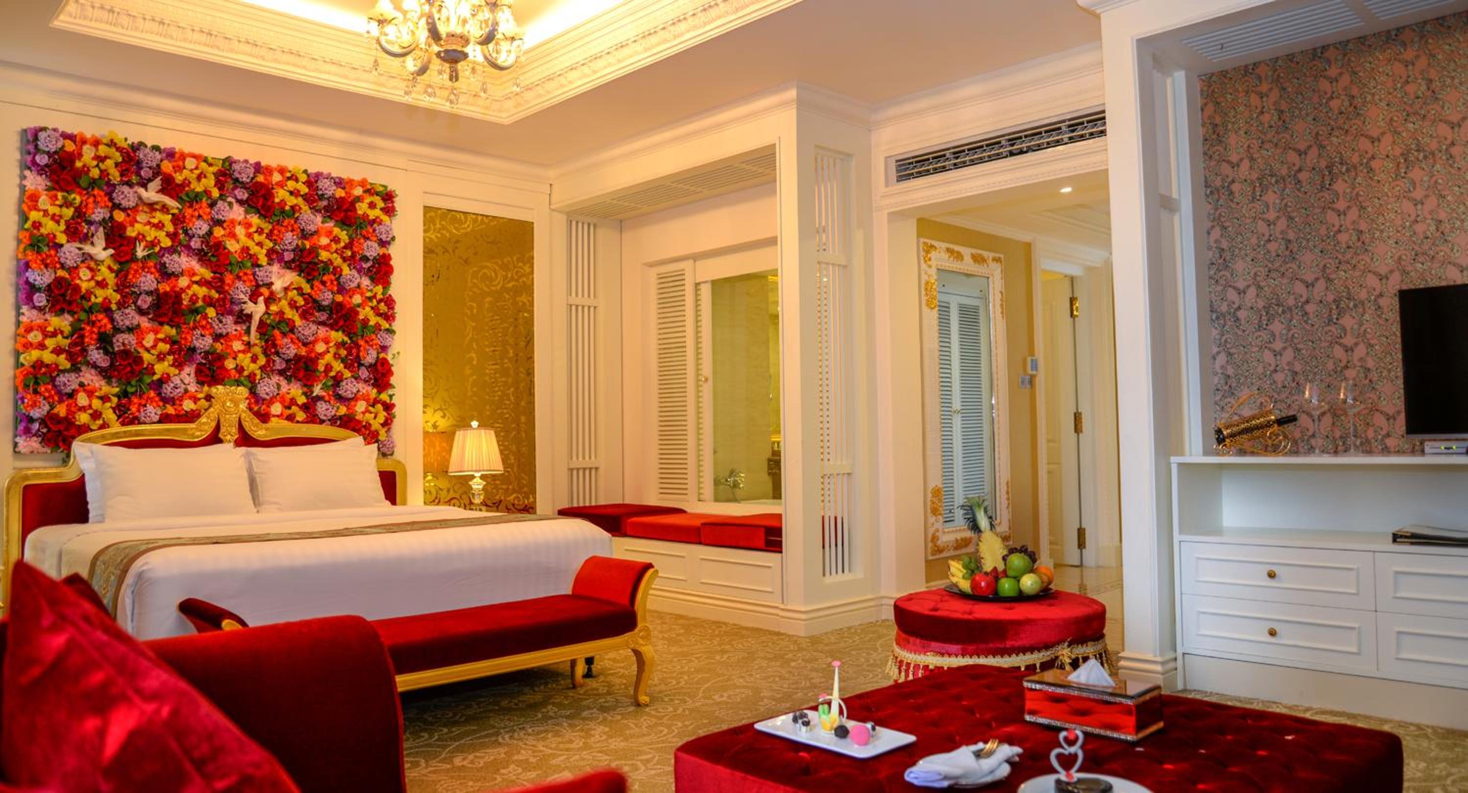 Honeymoon Suite + Early check-in/Late check-out on availability + 15% discount on Lunch/Dinner + 10% discount on Spa + Daily happy hour