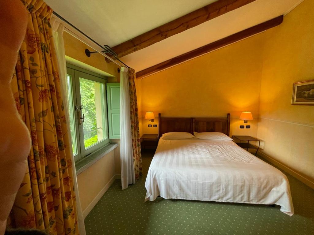 Double or Twin Room photo 2