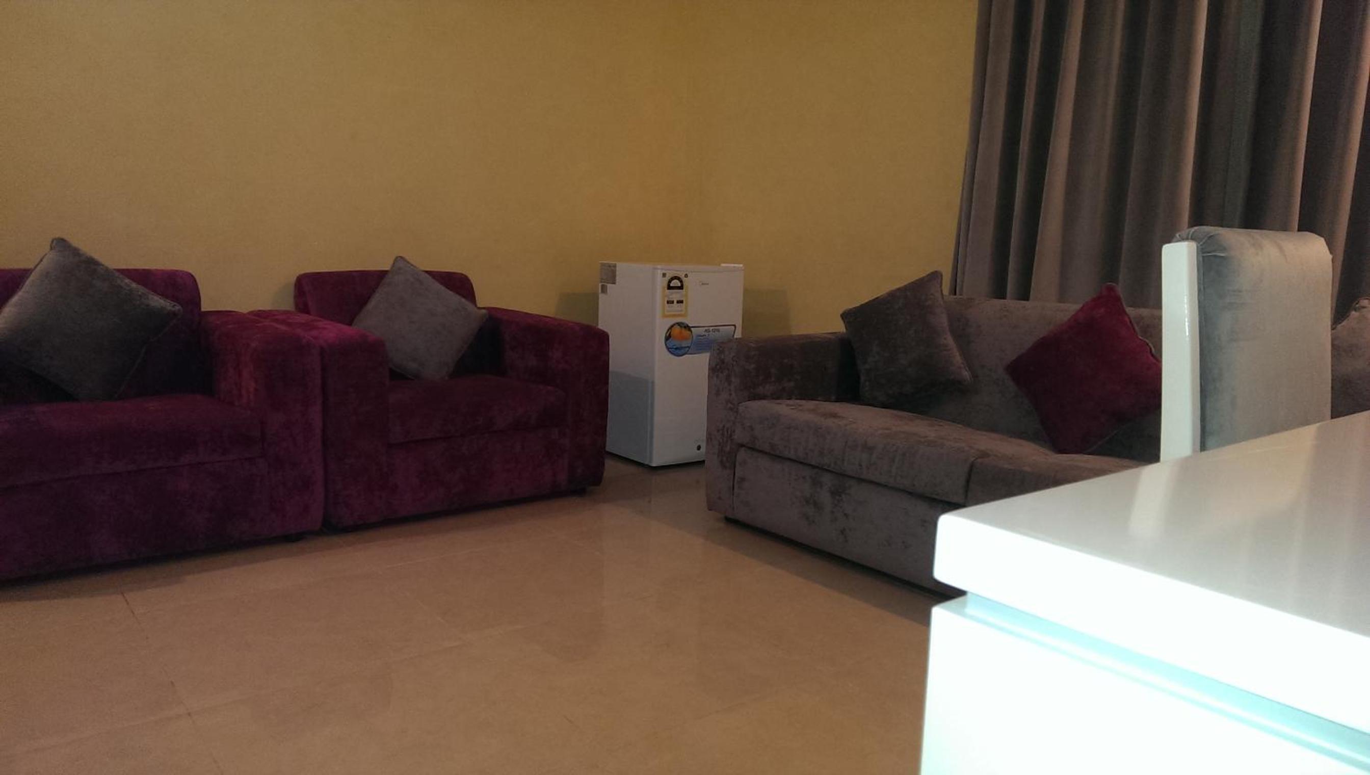 Superior One-Bedroom Apartment