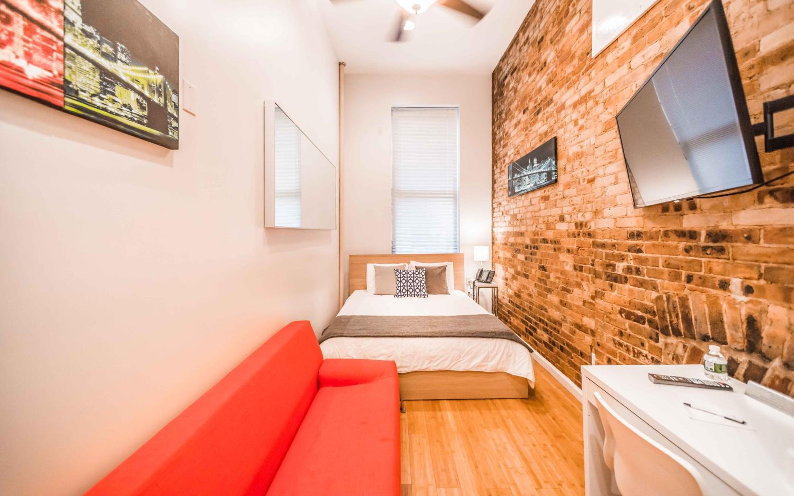 Junior Studio with Private Bathroom photo 2