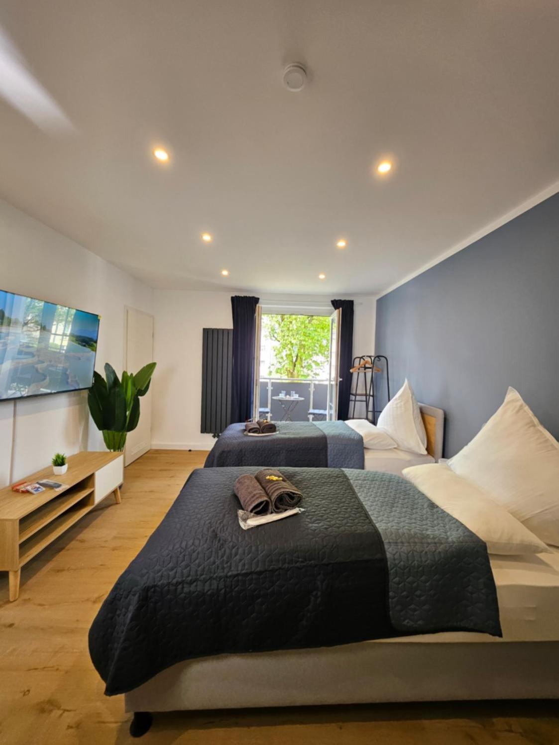 Premium Apartment mit 2 Schlafzimmern und Balkon No. 3 photo 1