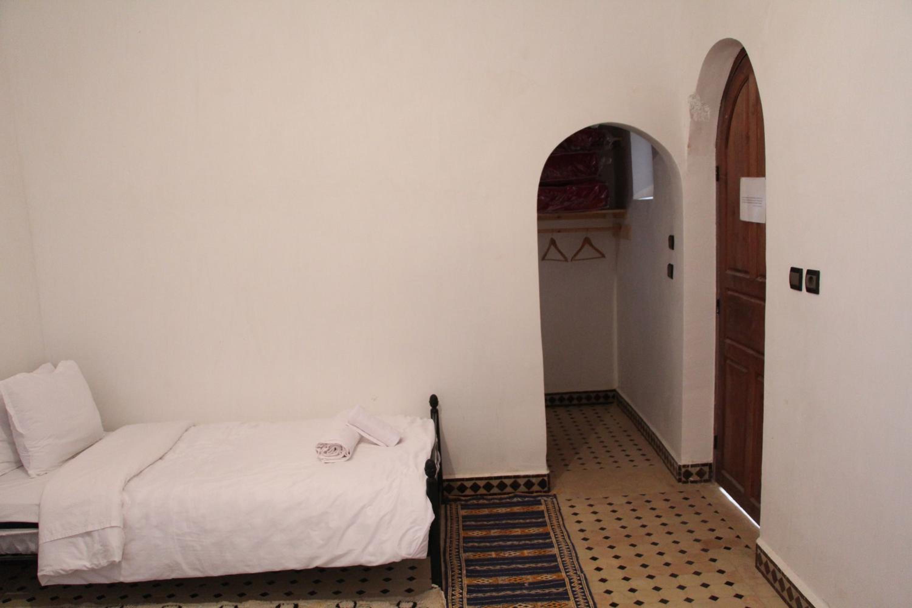 Comfort Triple Room with Shower photo 3